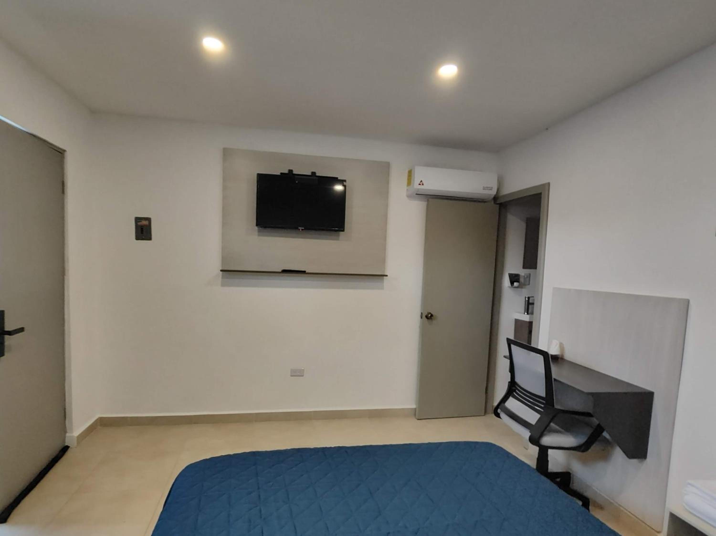 Double Room with Private Bathroom photo 3