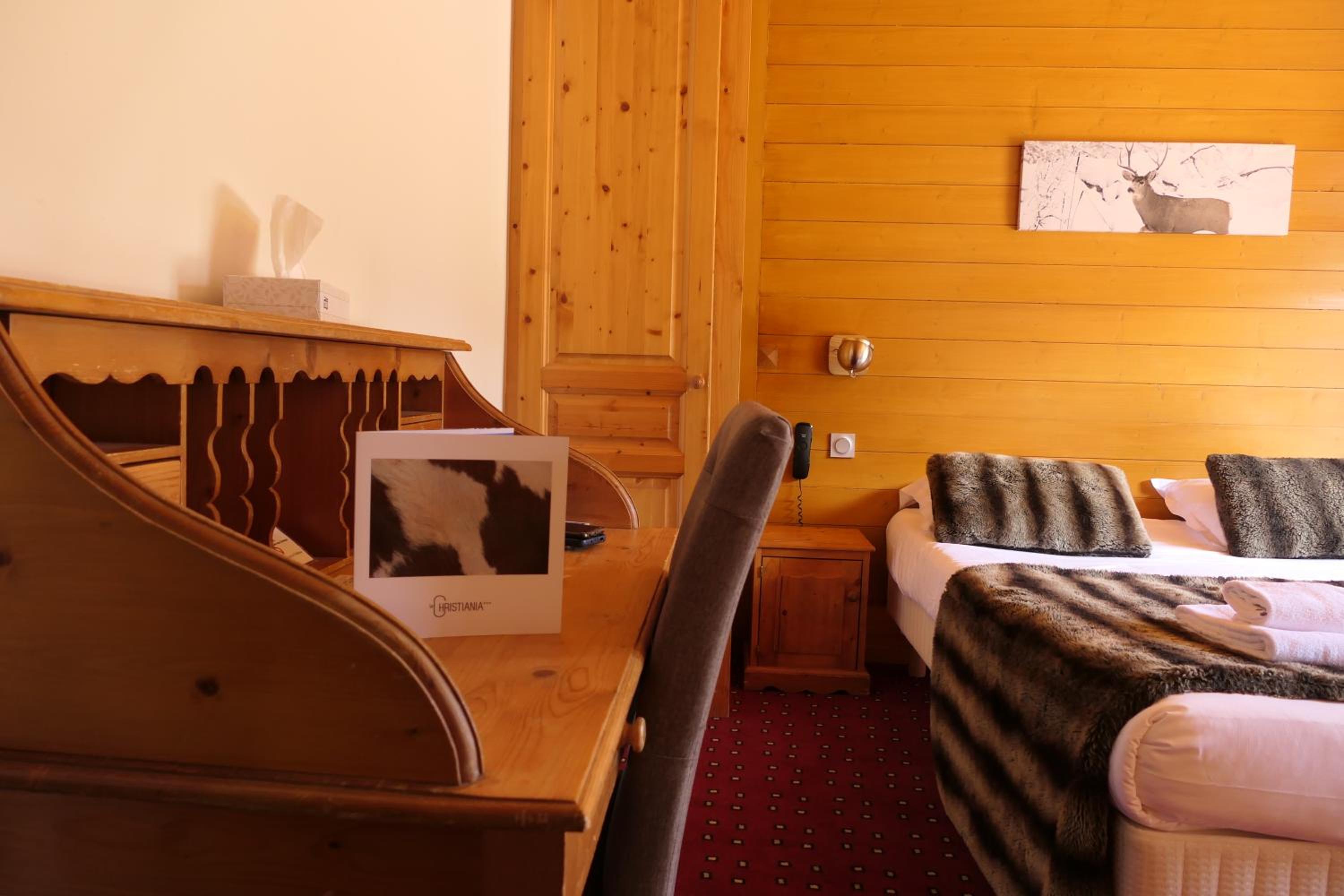 Family Room (2 Adults + 2 Children less than 12 years) - Photo 4