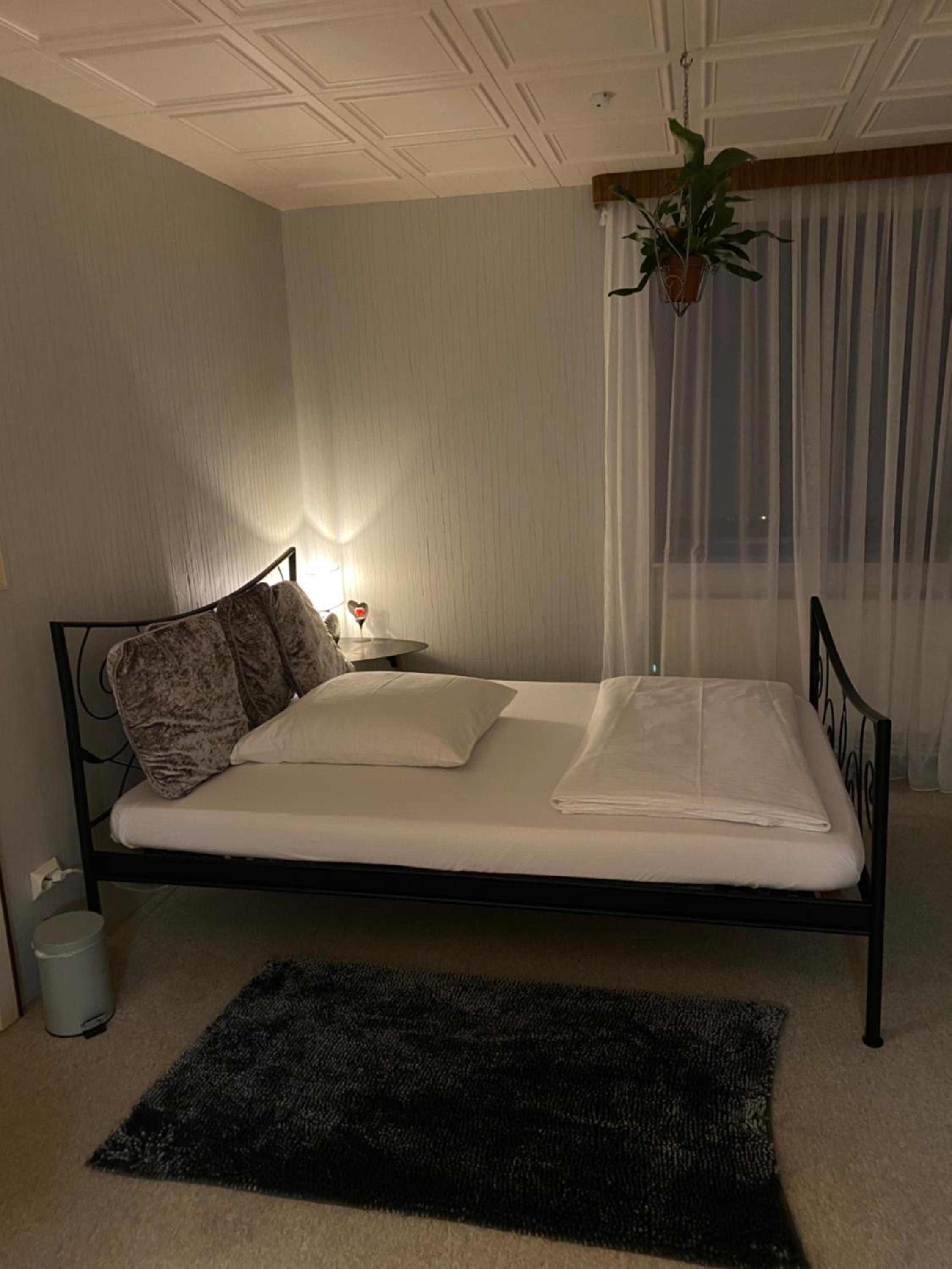 Standard Double Room with Shared Bathroom