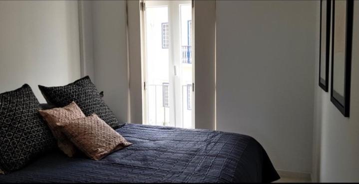 Apartment with Sea View - Photo 5