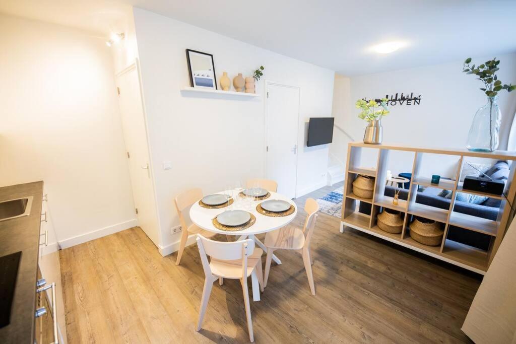Apartment photo 2