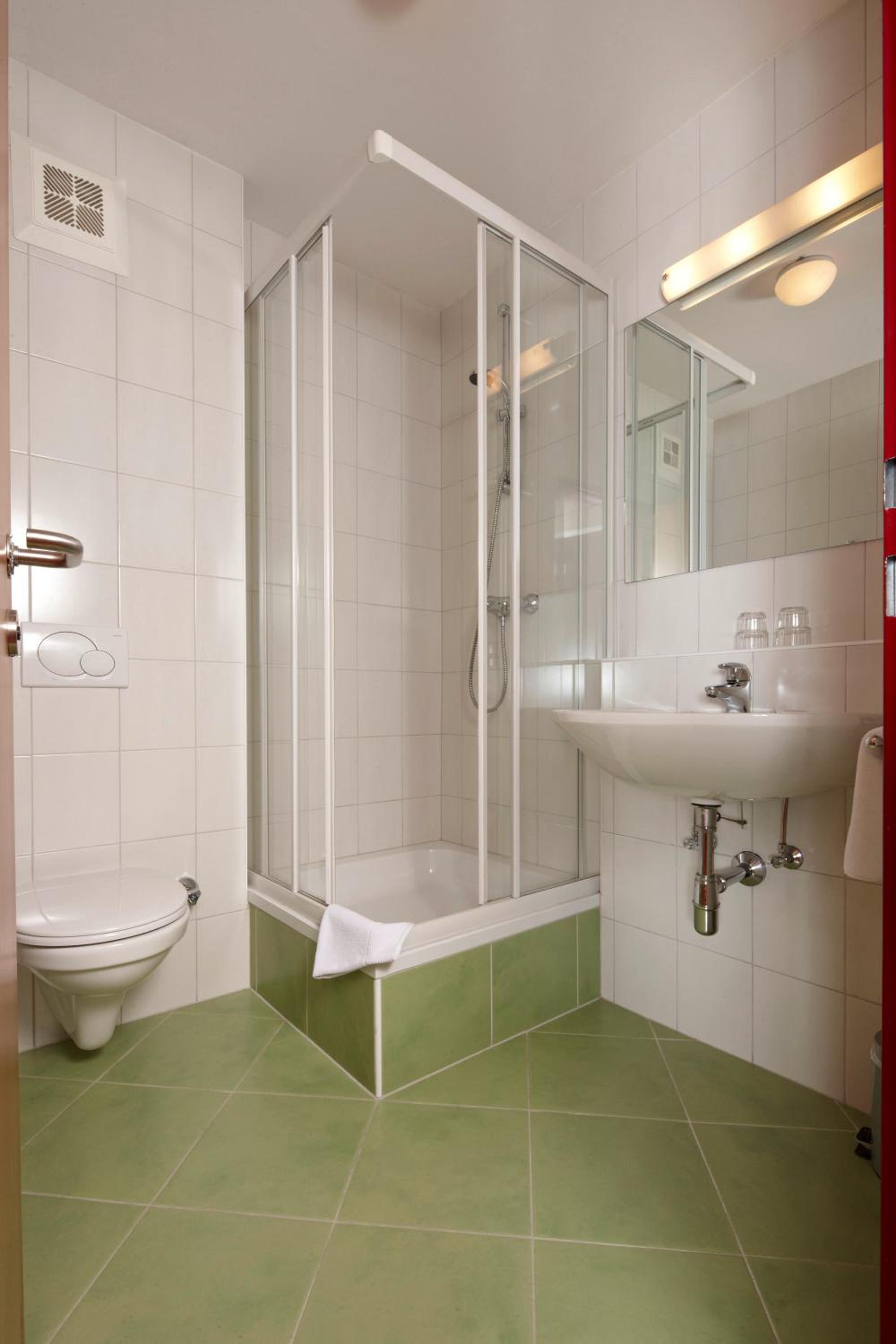 Double Room with Balcony photo 2