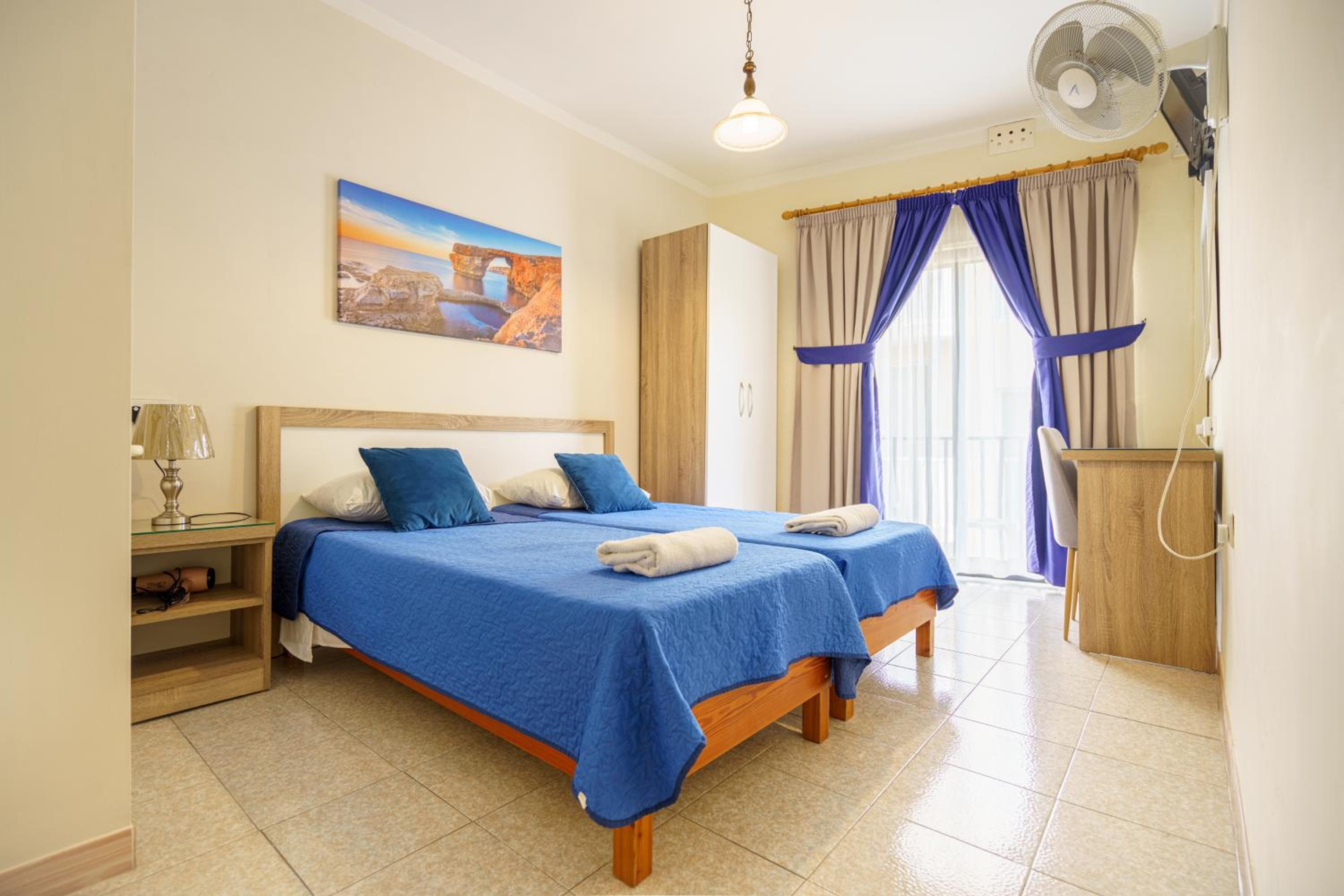Double or Twin Room - Photo 2