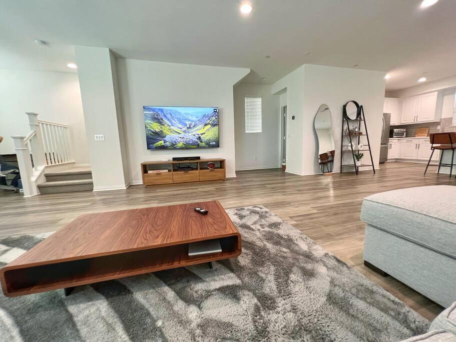 Four-Bedroom House photo 3
