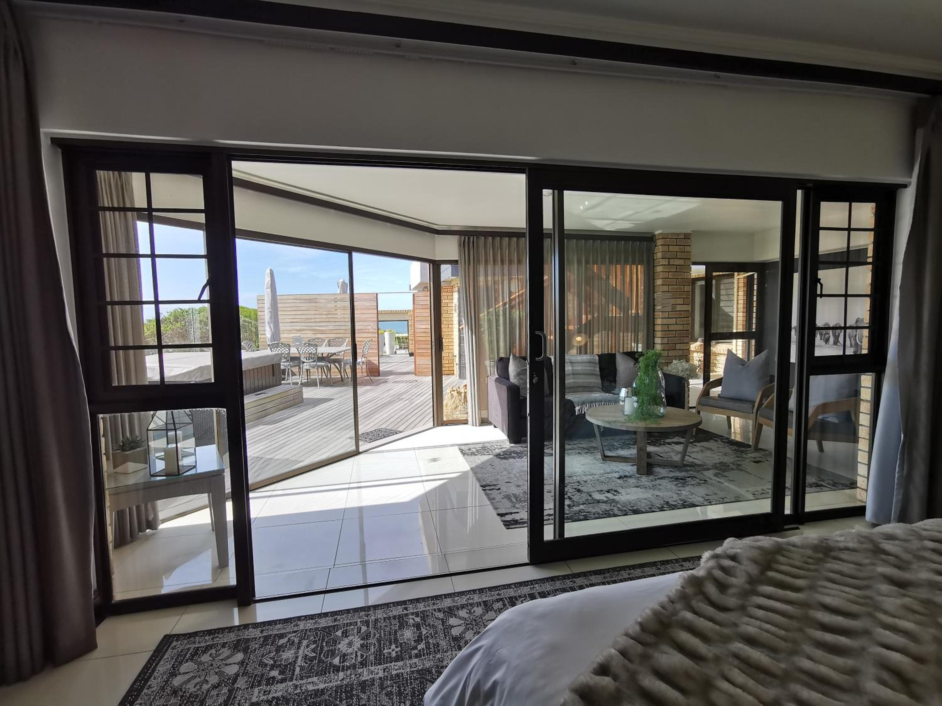 Superior Suite 1 photo 2