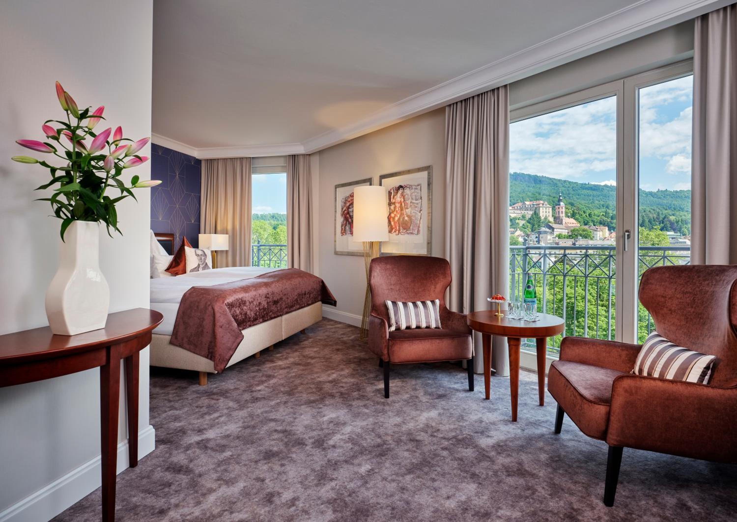 Superior Room with City View - Photo 1