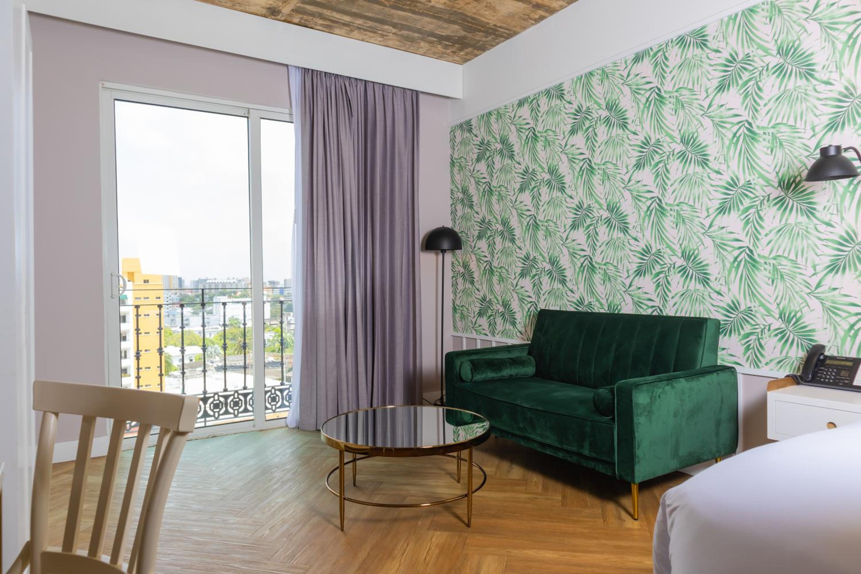 1 King Bed-Suite Studio  - Photo 3