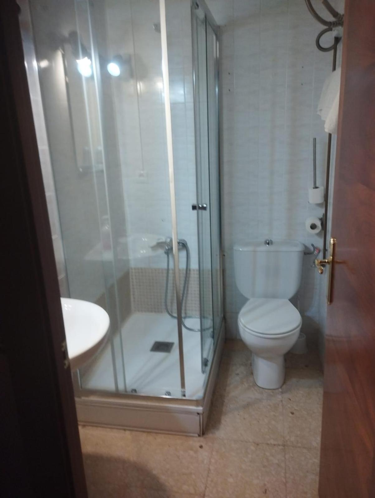 Quadruple Room - Photo 1