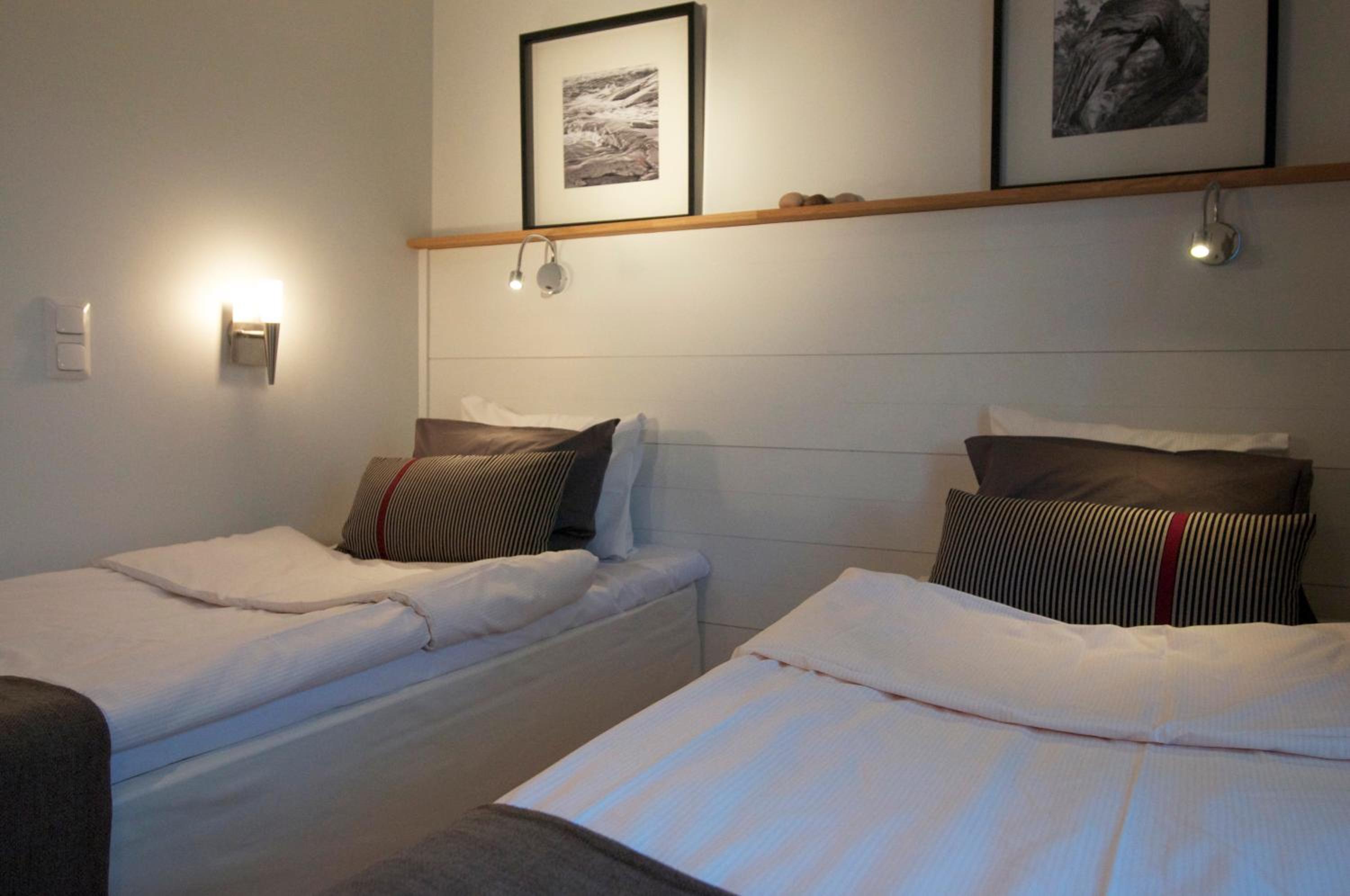 Standard Twin Room photo 2