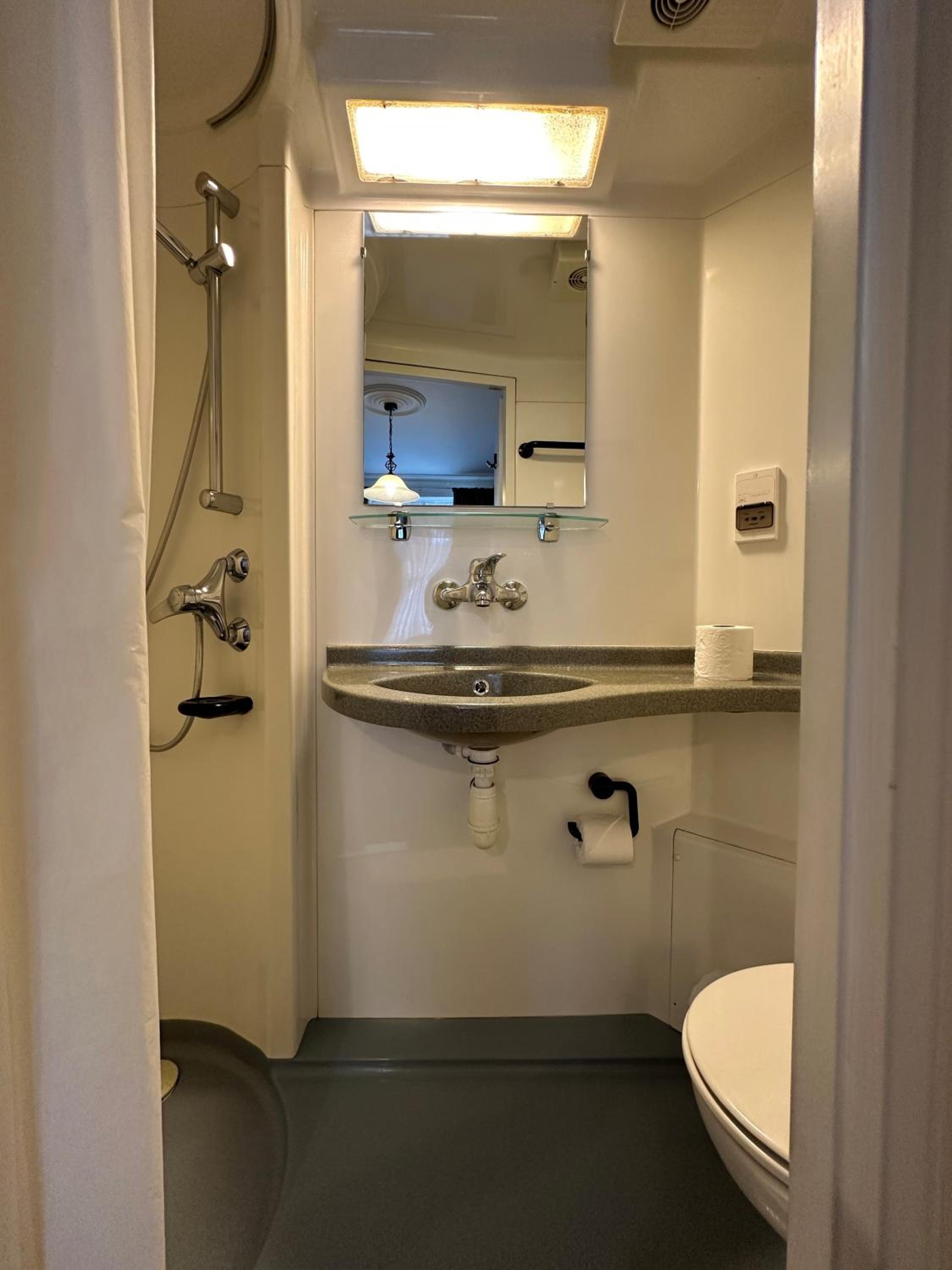 Superior Single Room photo 3