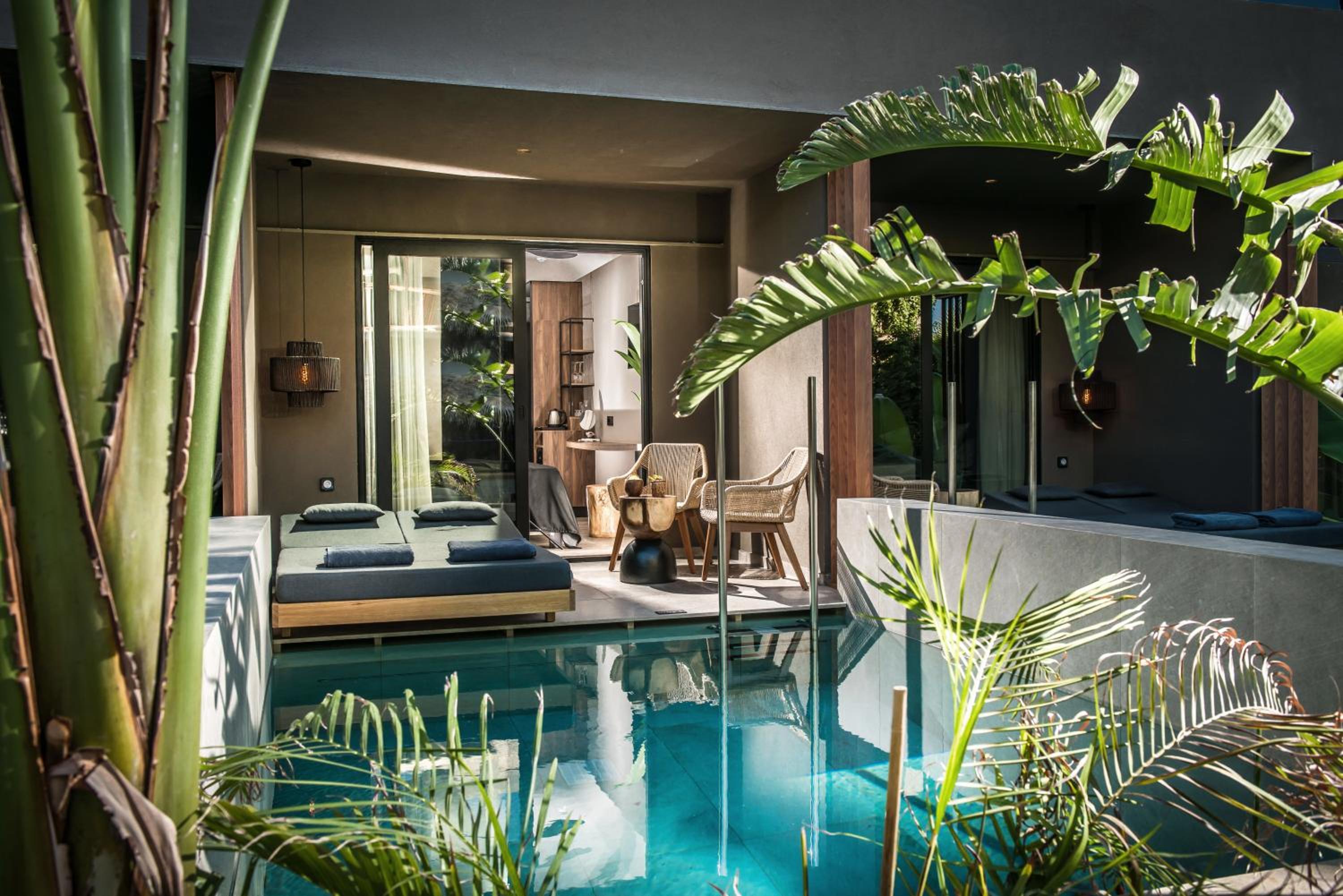 Majestic Suite with Thermal Private Pool photo 3