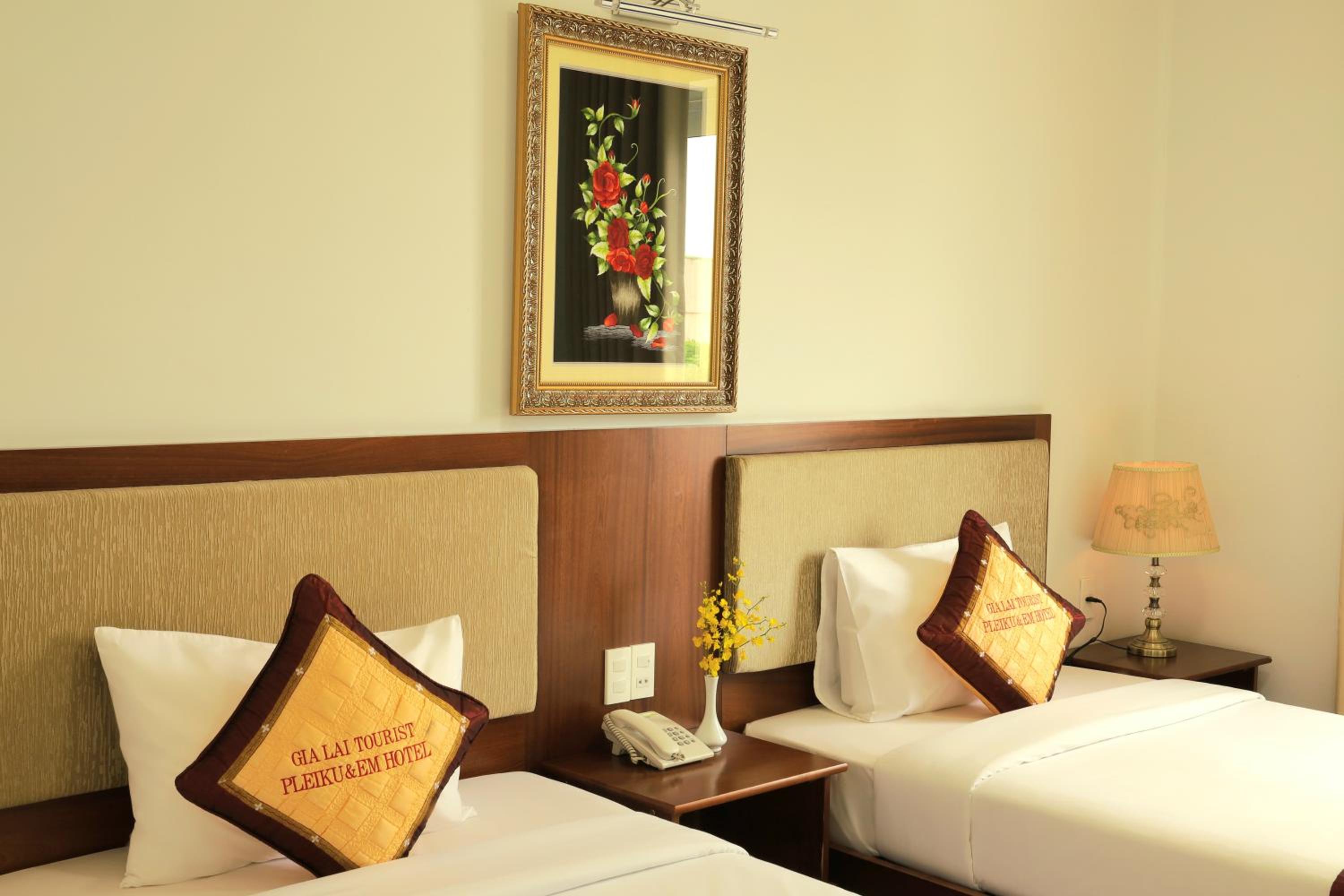 Superior Double or Twin Room - Photo 4
