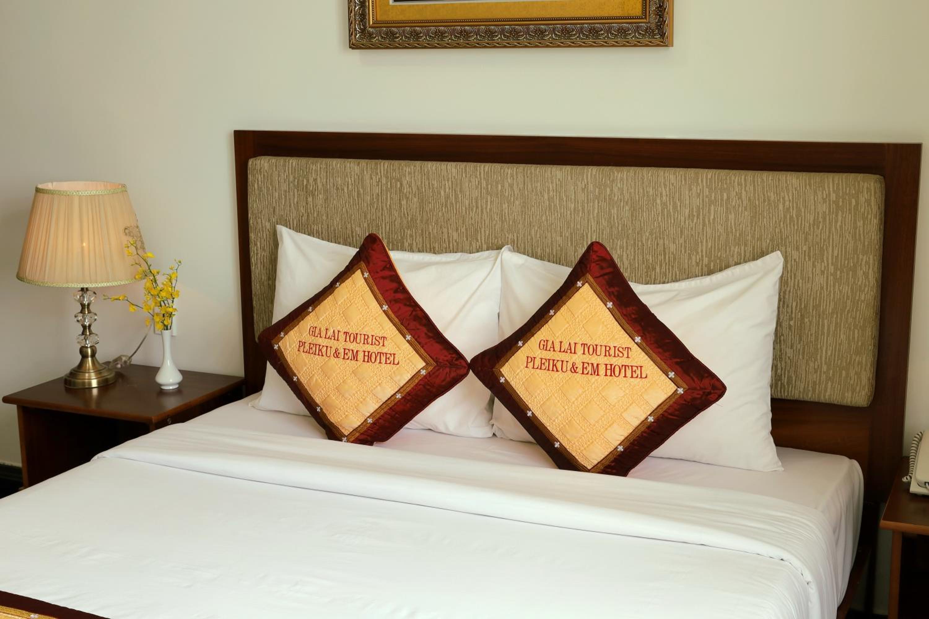Superior King Room - Photo 5