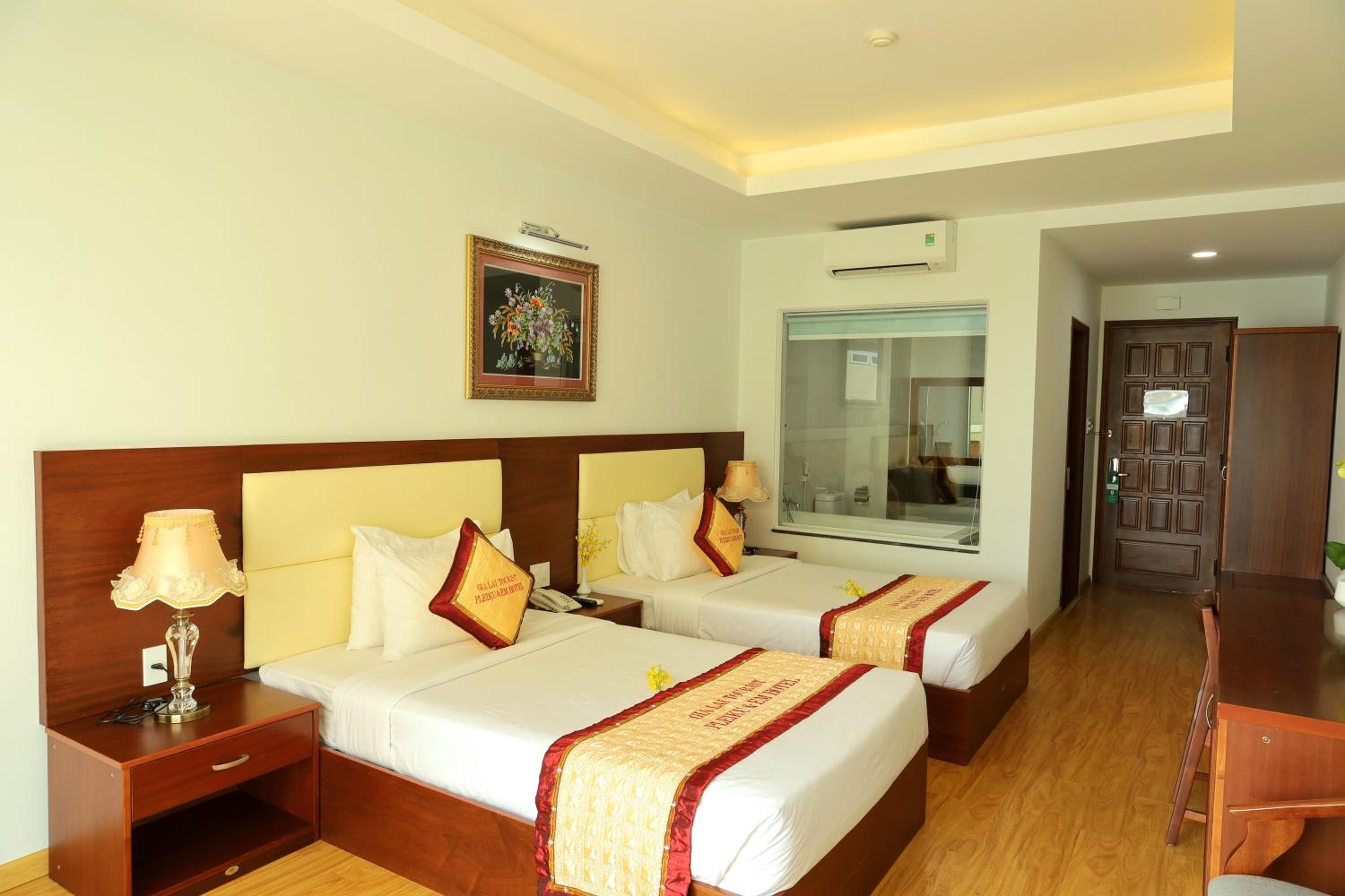 Deluxe Double or Twin Room - Photo 5