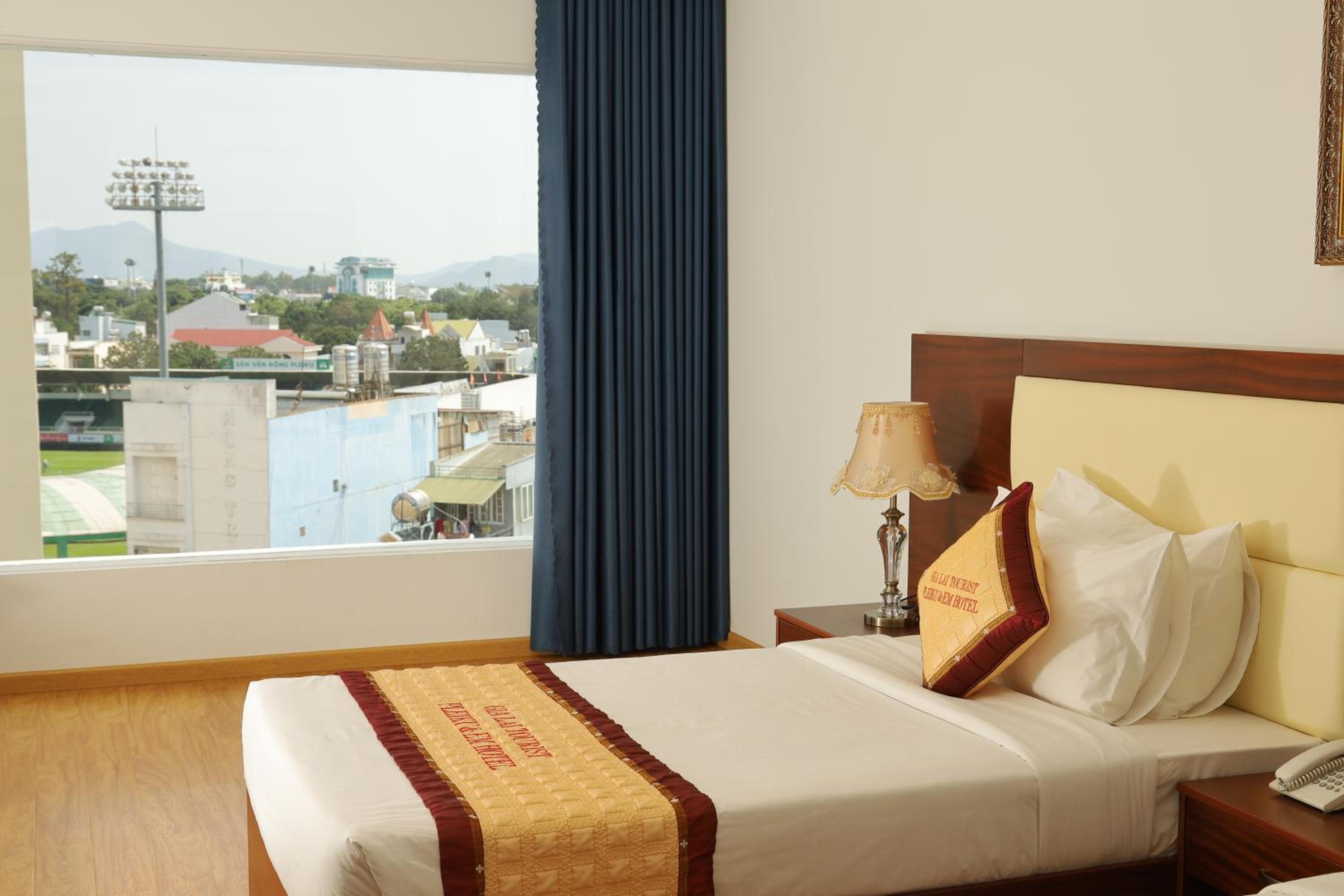 Deluxe Double or Twin Room - Photo 4