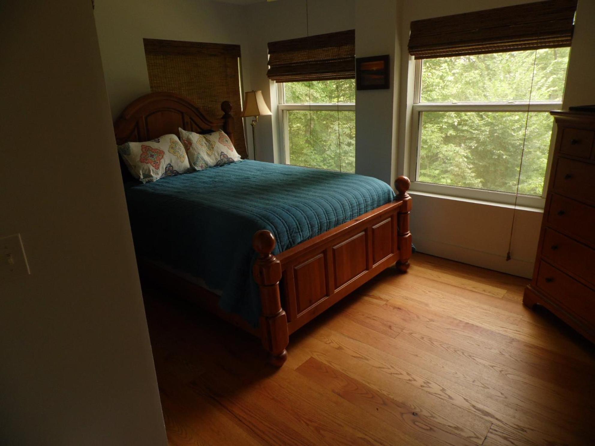 Three-Bedroom House photo 1