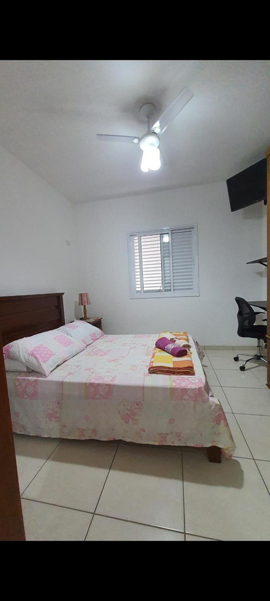 Apartment with Balcony - Photo 14