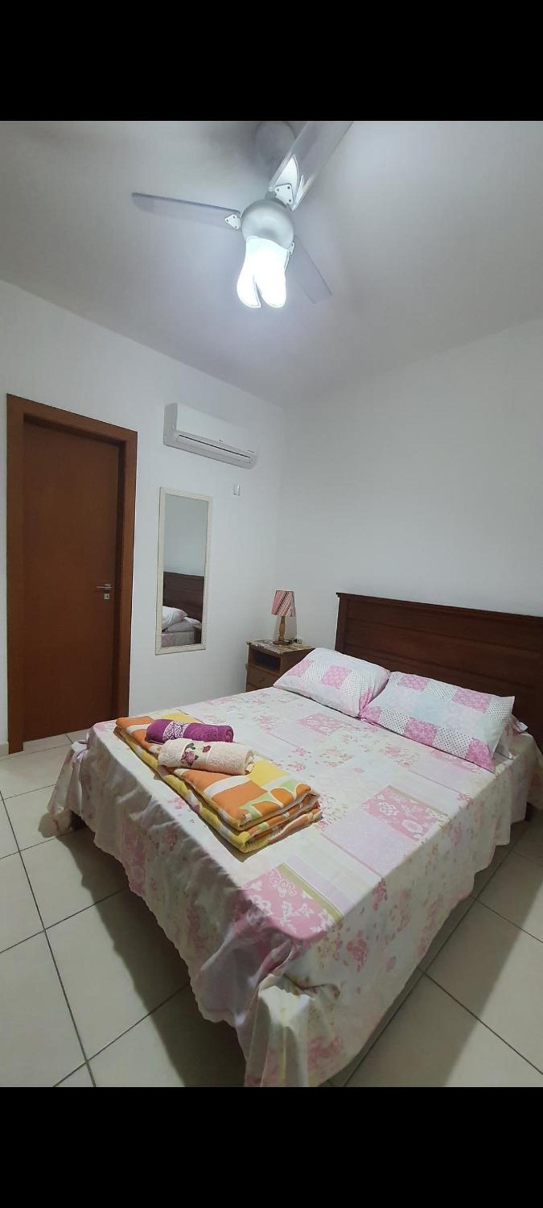 Apartment with Balcony - Photo 21