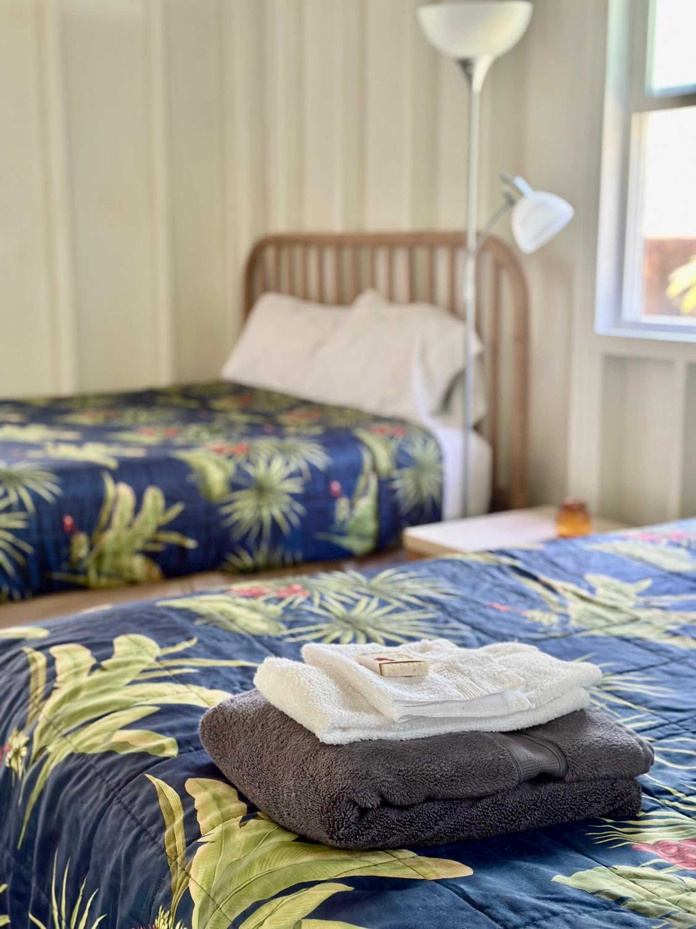 Twin Room with Shared Bathroom photo 3