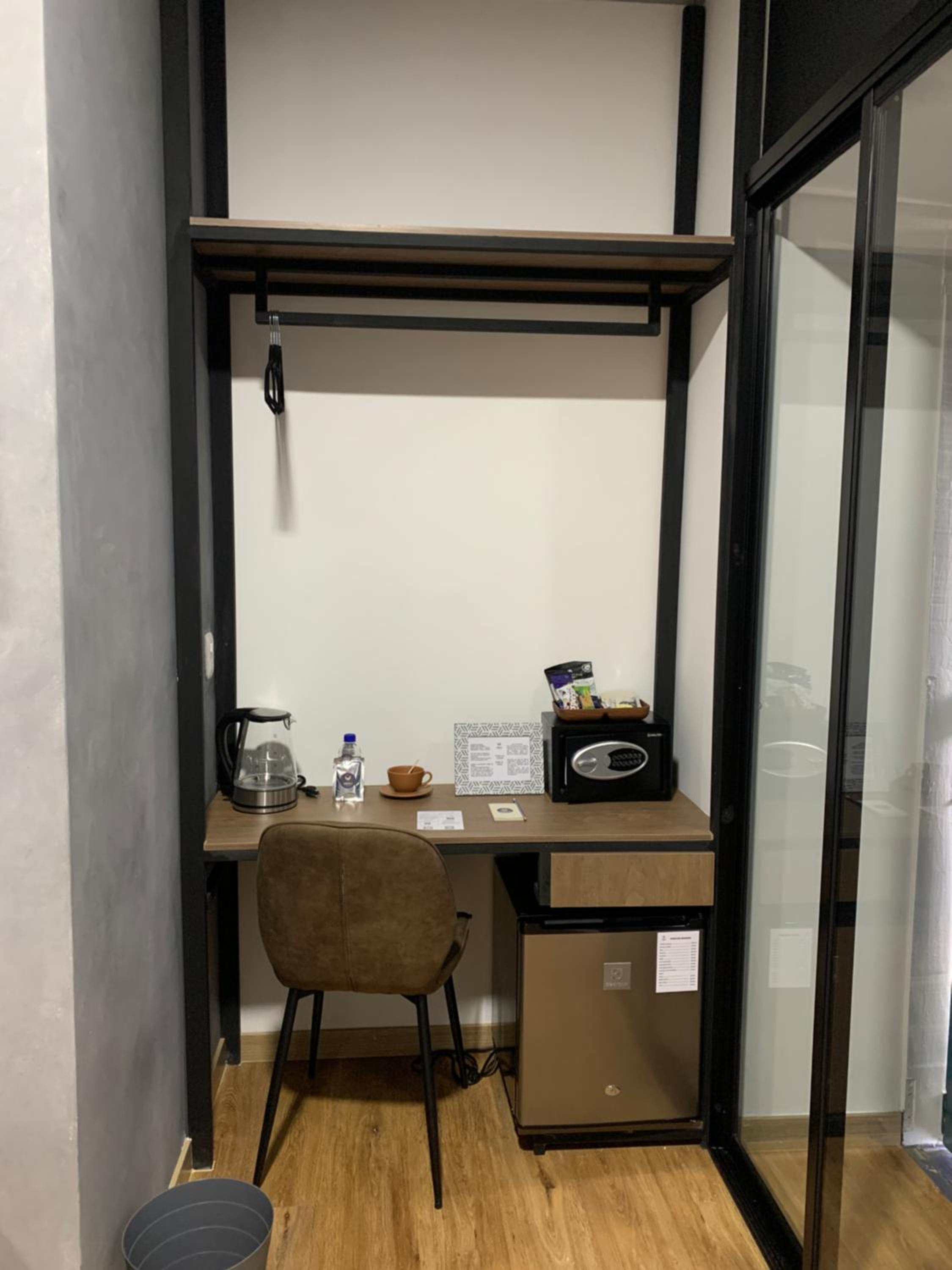 Small Twin Room photo 2