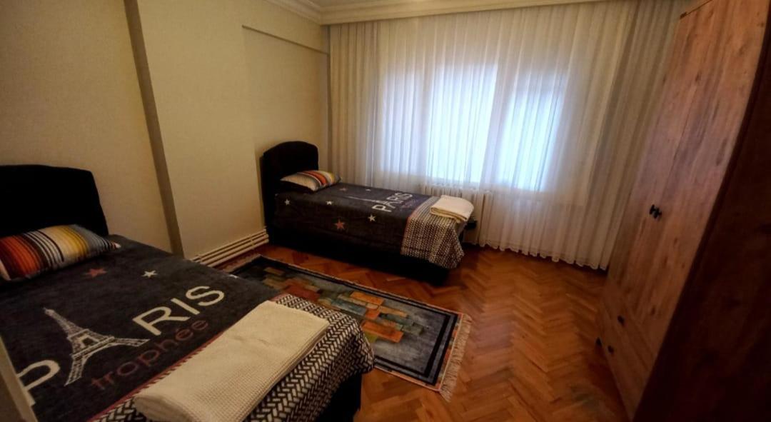 Three-Bedroom Apartment photo 1