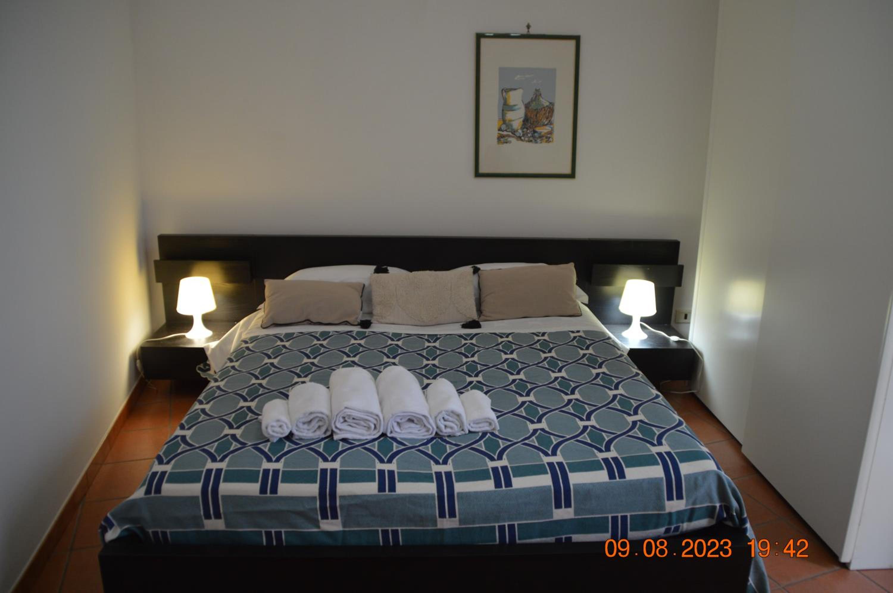 Three-Bedroom Apartment photo 1