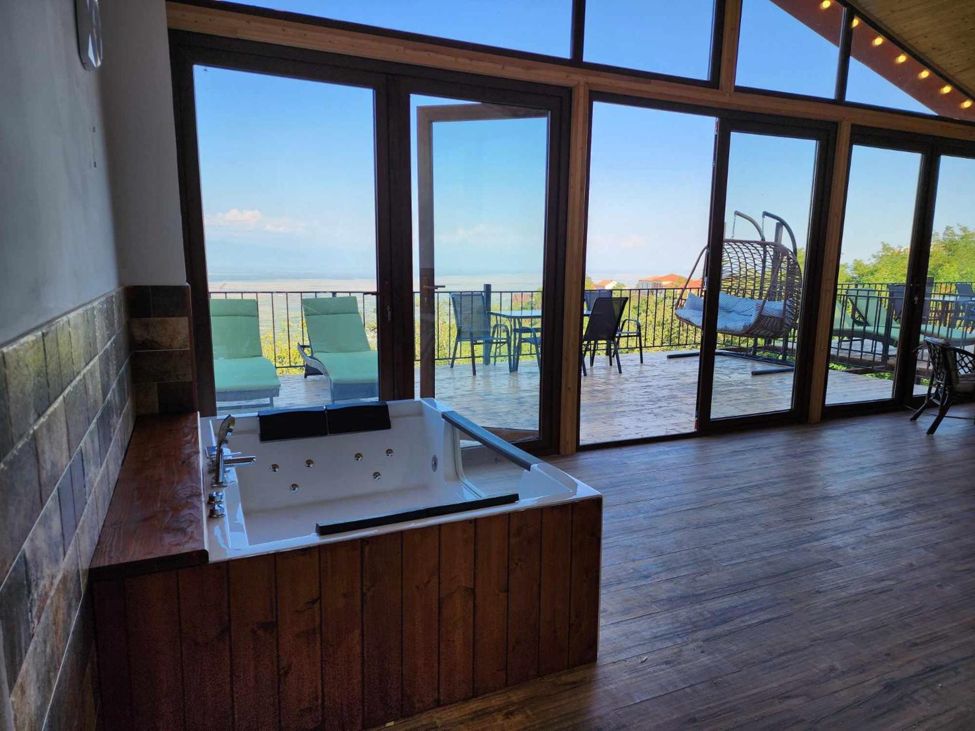Suite with Mountain View photo 3