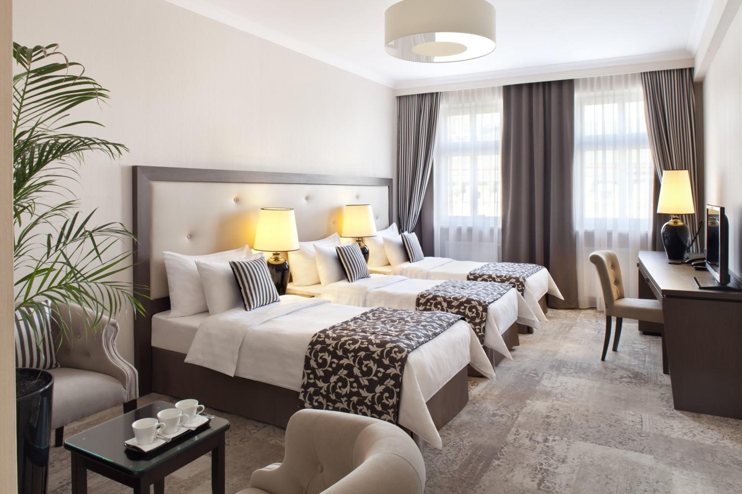 Triple Room