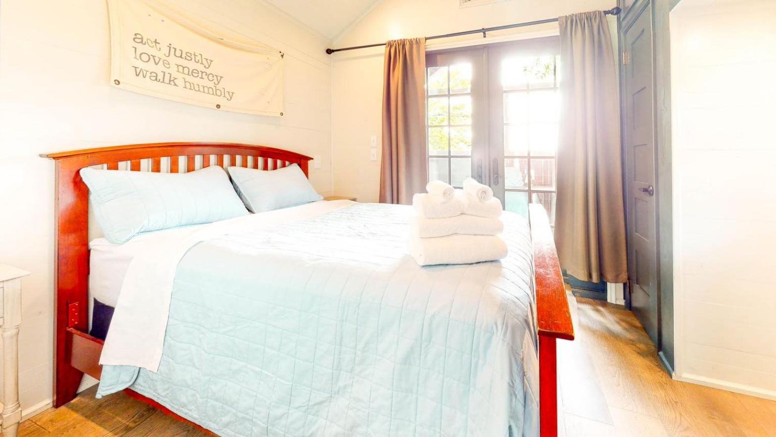 Two-Bedroom House photo 1
