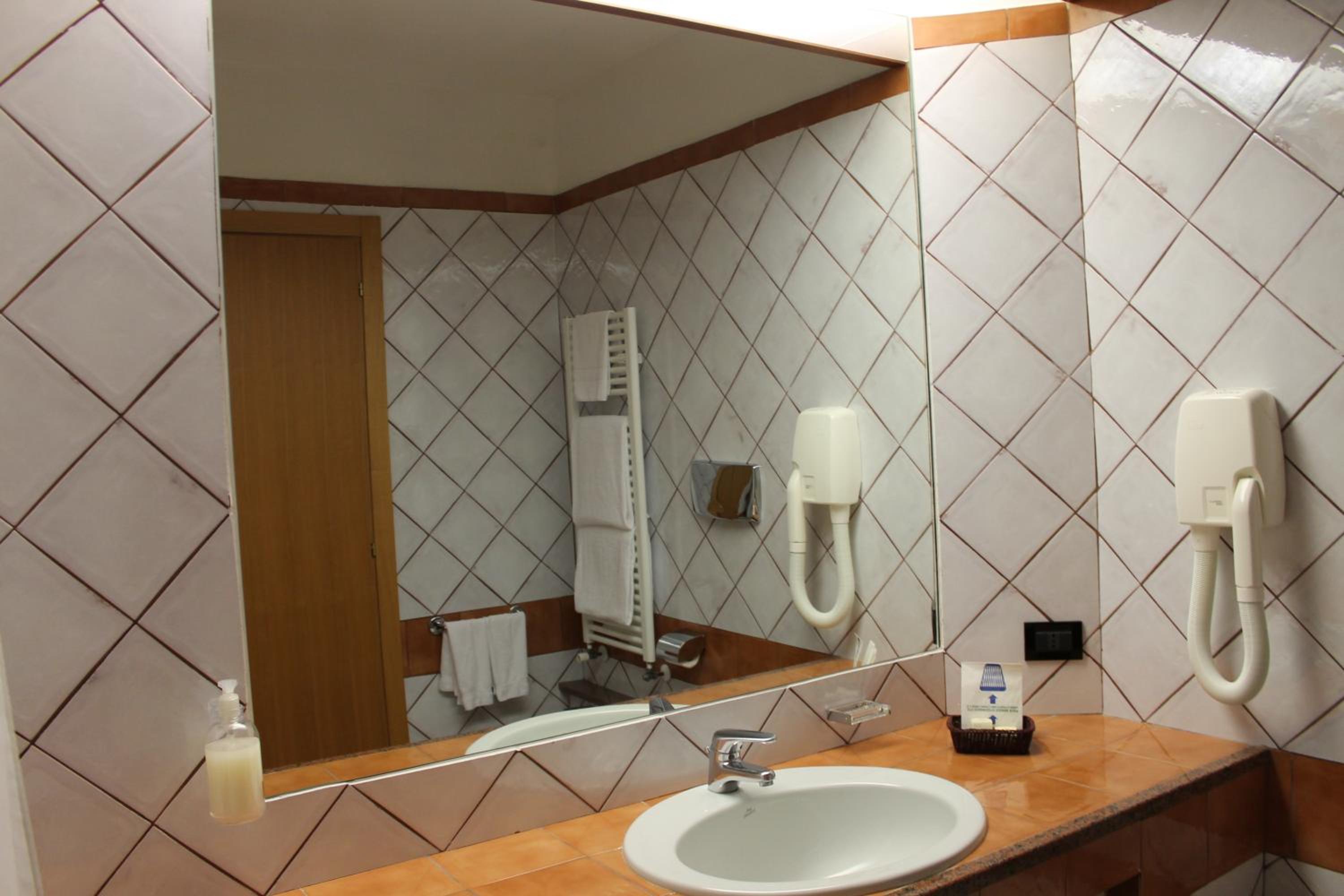 Triple Room - Photo 3