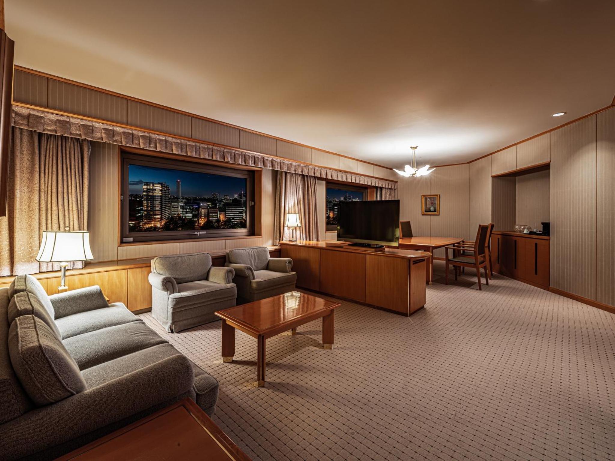 Junior Suite with Park View - High Floor - Non-Smoking