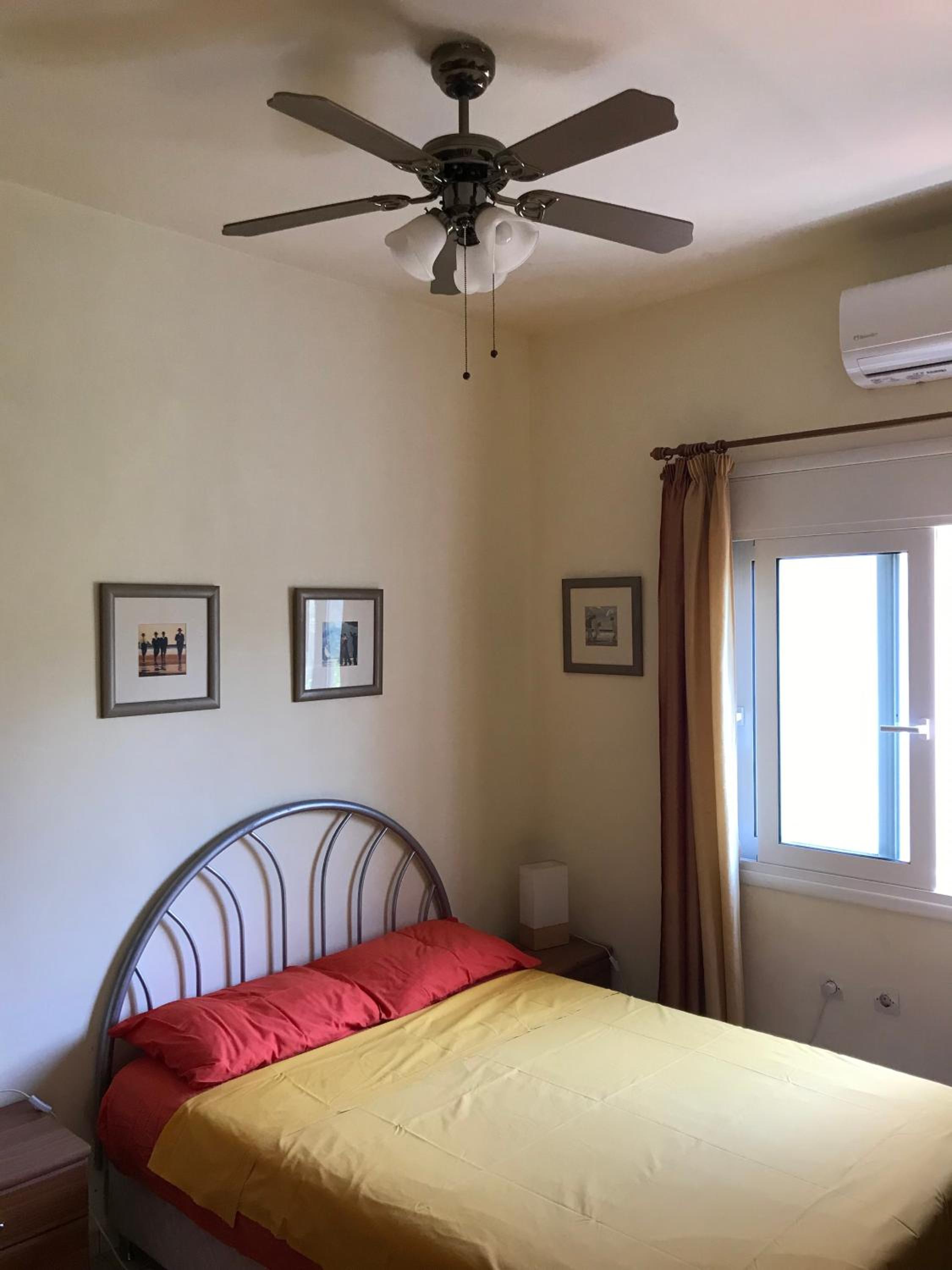 Two-Bedroom House photo 3