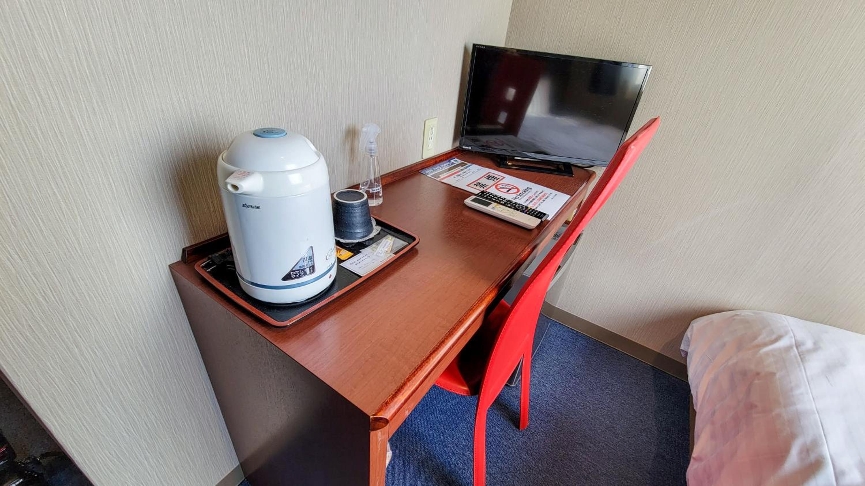 Single Room - Non-Smoking photo 3