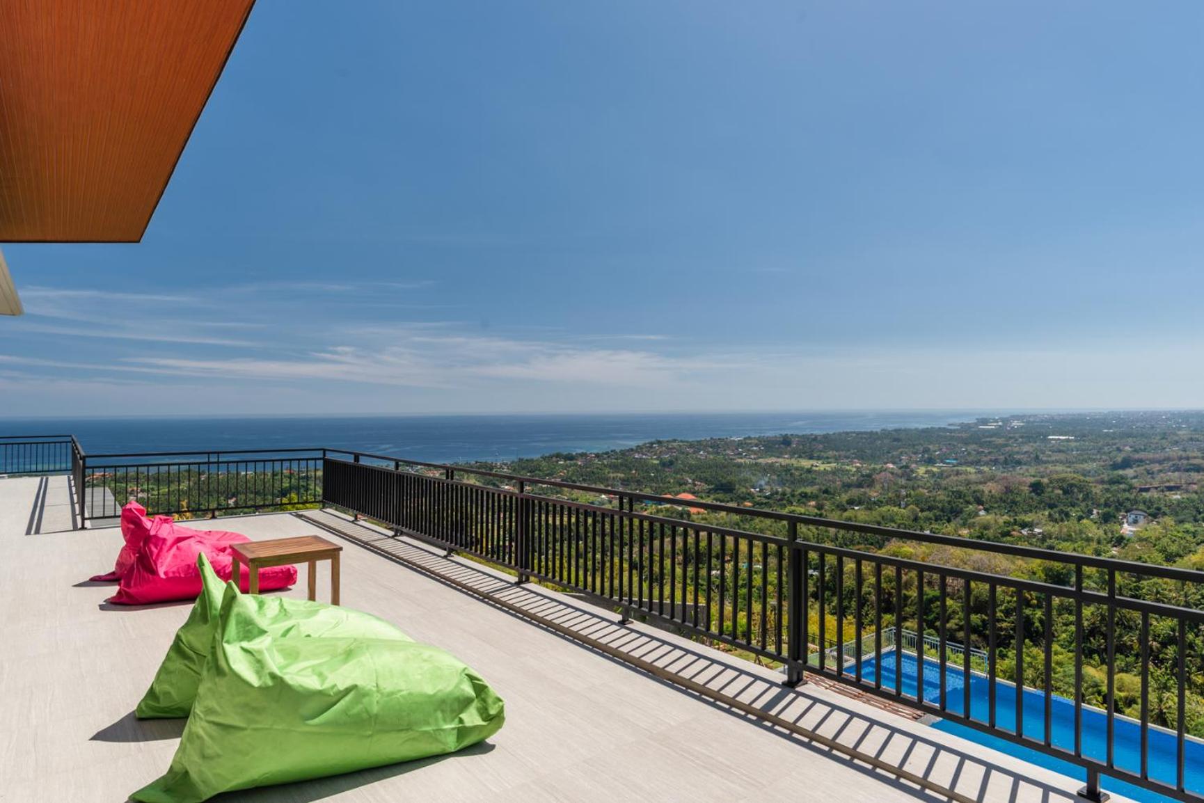 Deluxe Villa photo 2