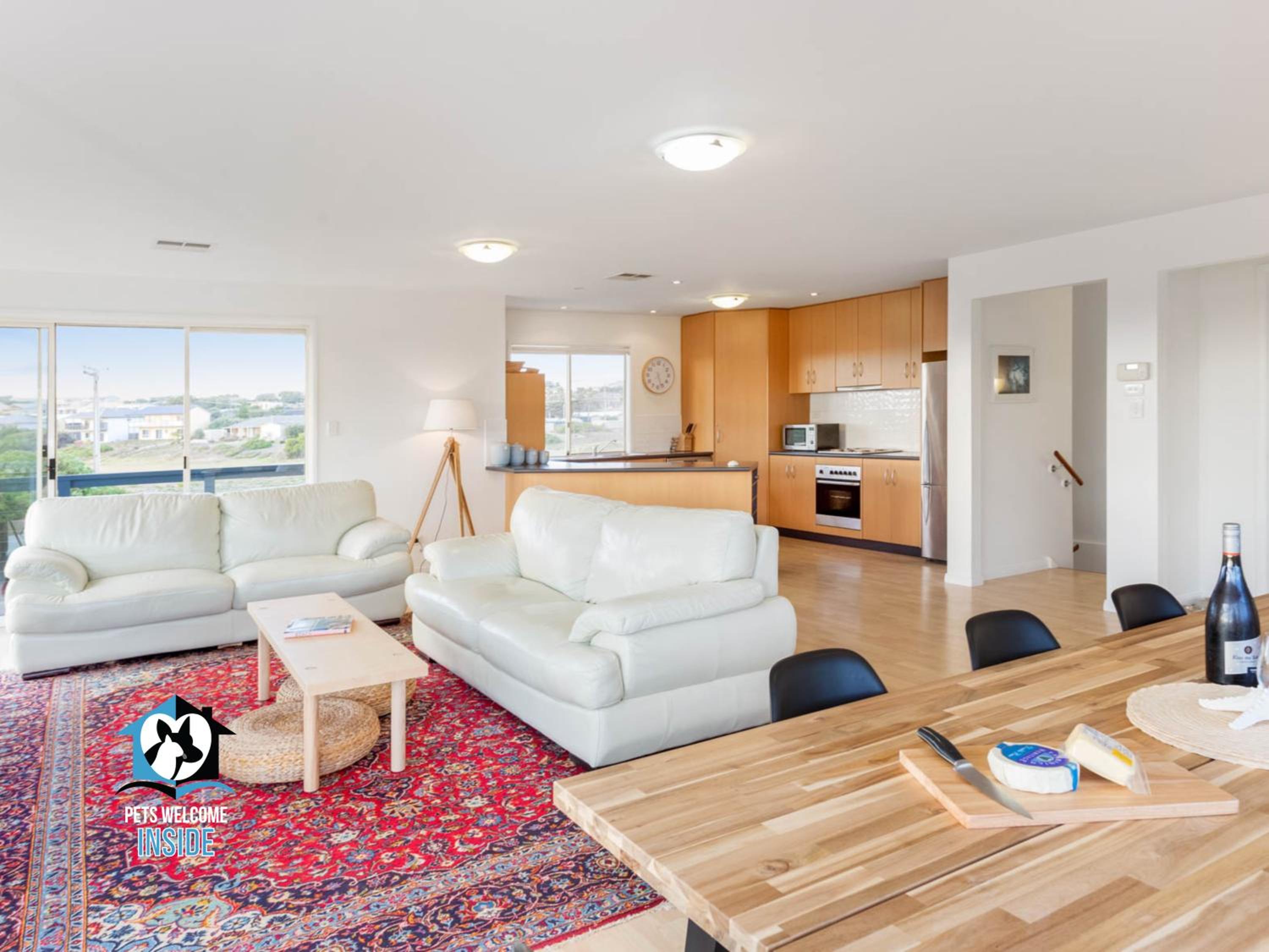 Three-Bedroom House photo 1