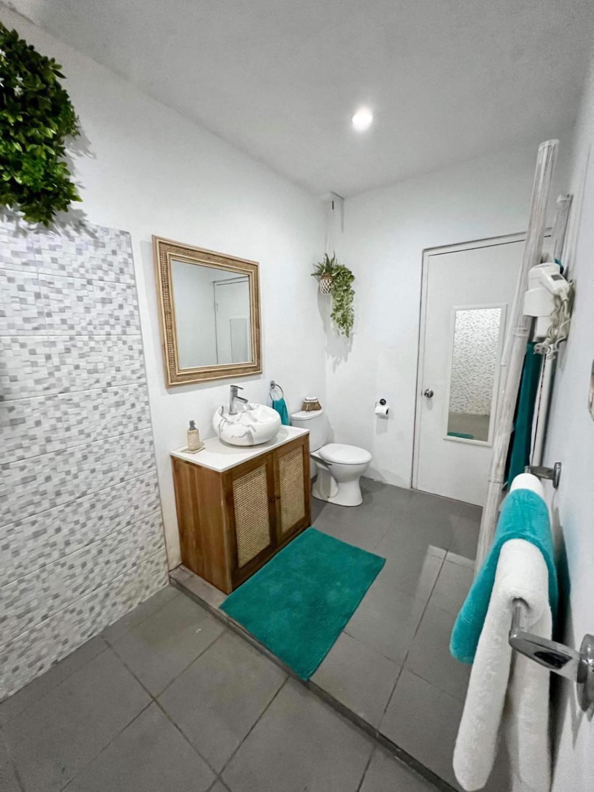 Two-Bedroom Villa - Photo 16