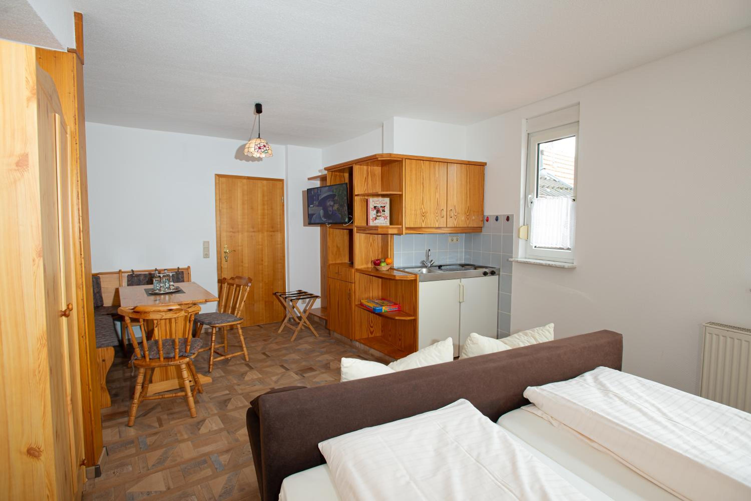 Large Double Room photo 1