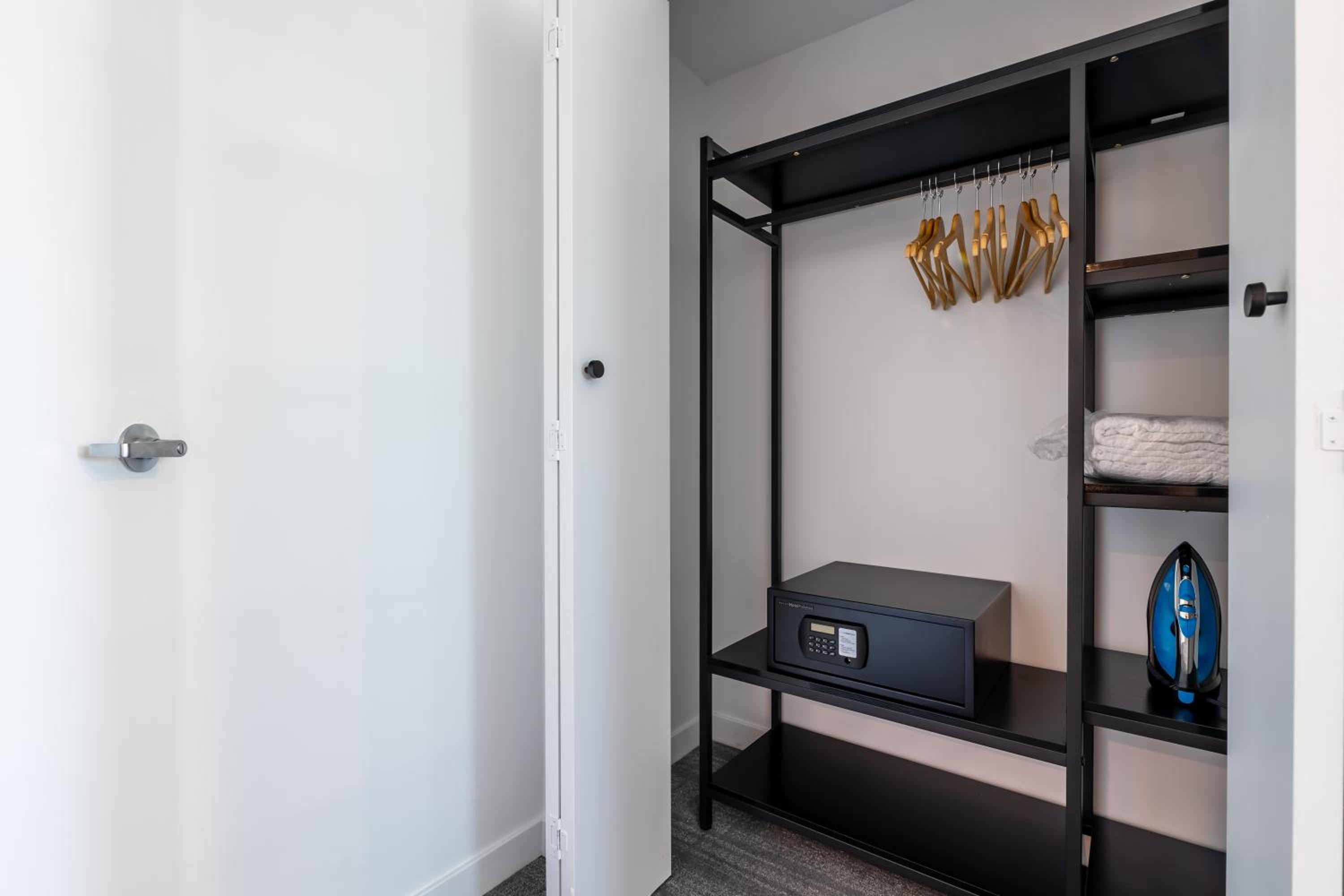 2-bedroom suite