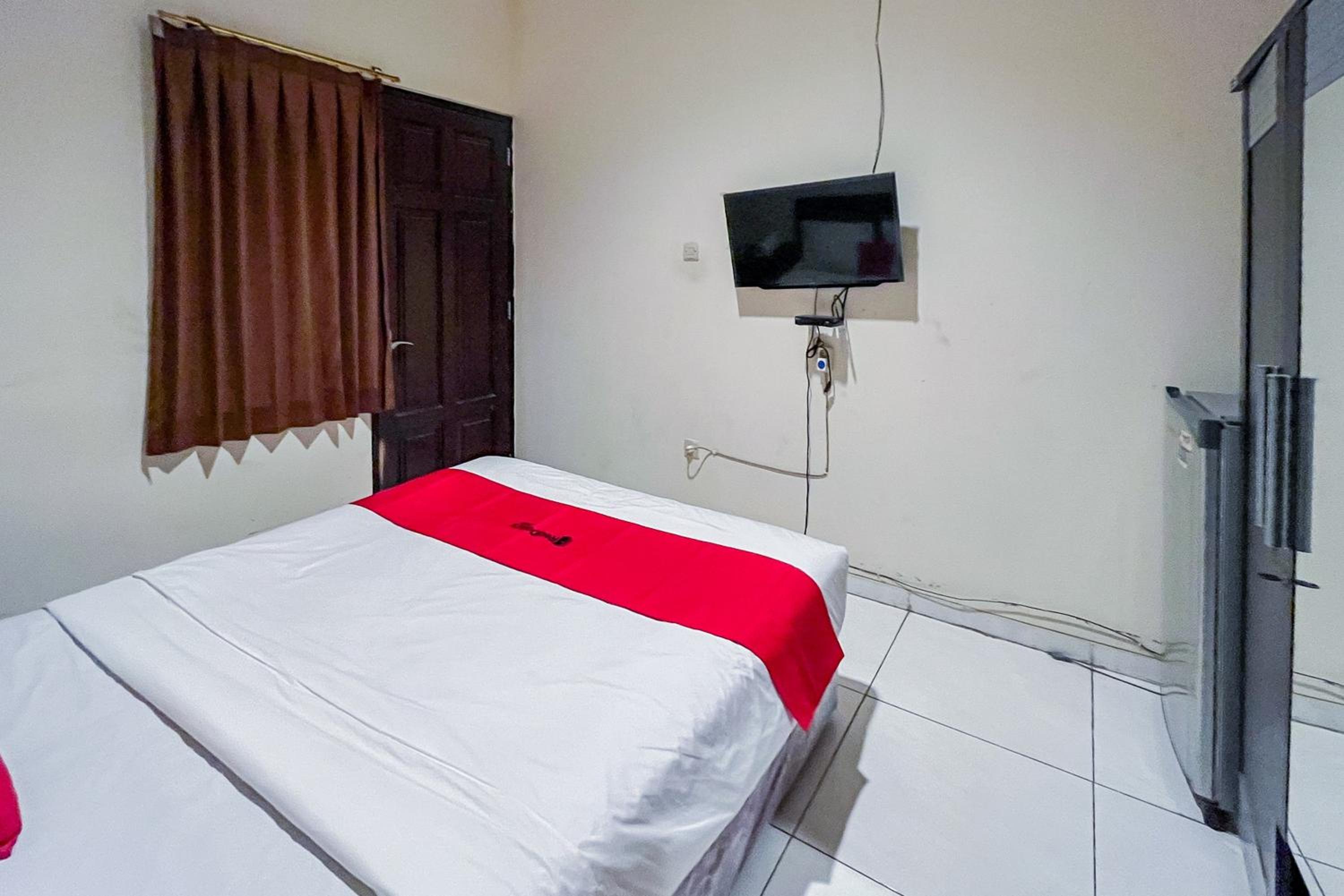 Standard Double Room - Photo 5