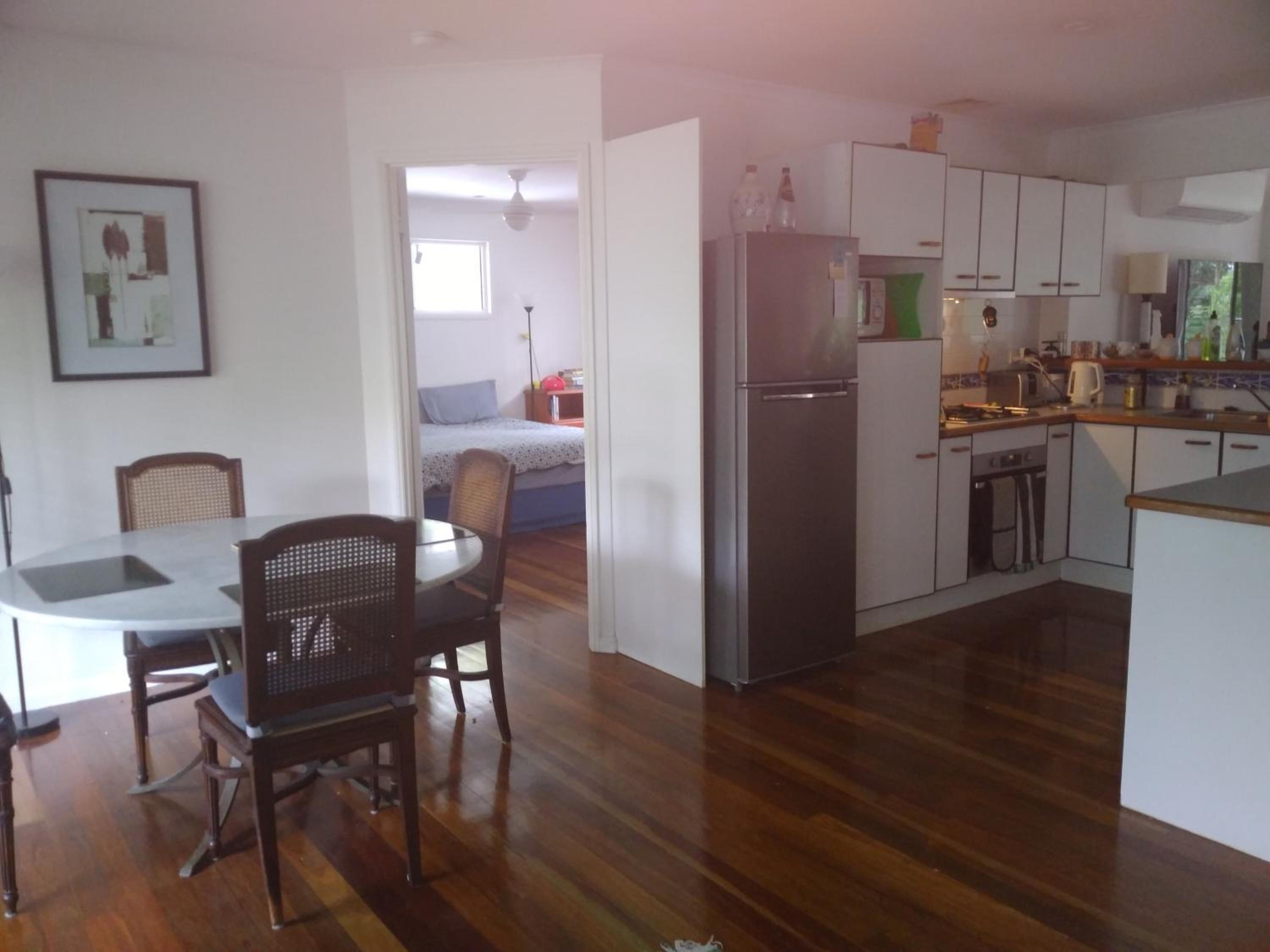 Deluxe King Suite - Photo 7