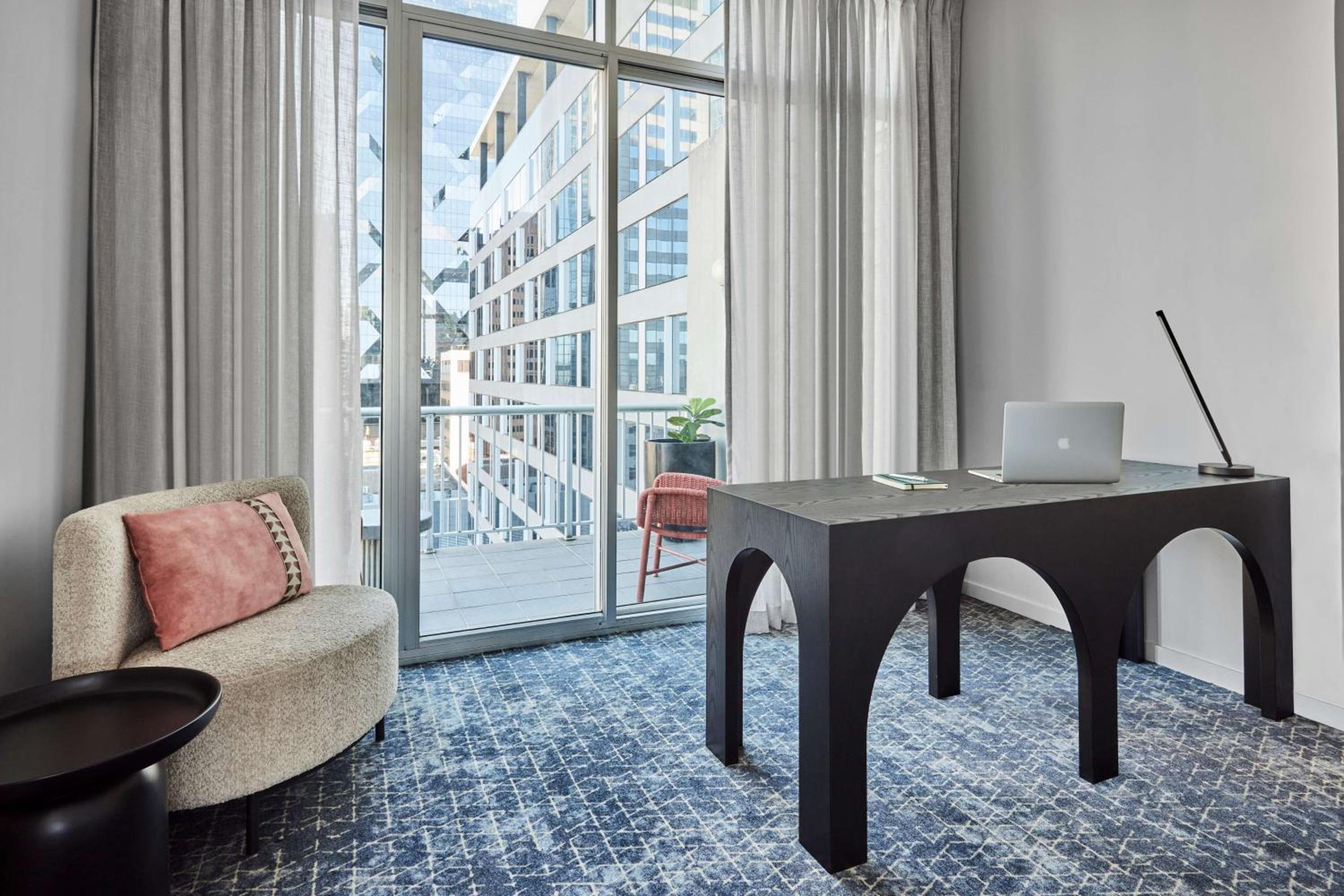 Three-Bedroom Apartment - Penthouse - Photo 3