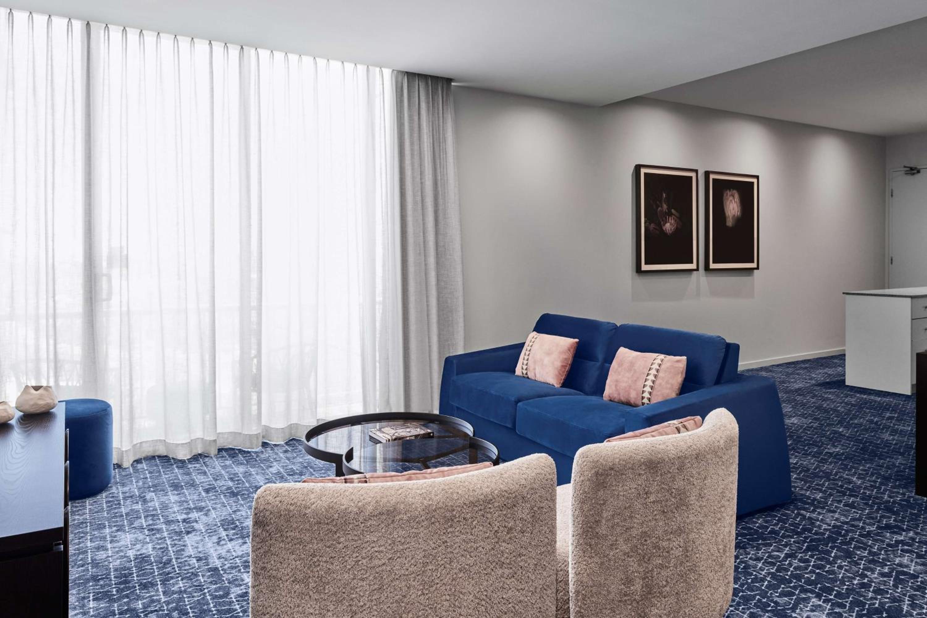 One Bedroom Apartment - Photo 6