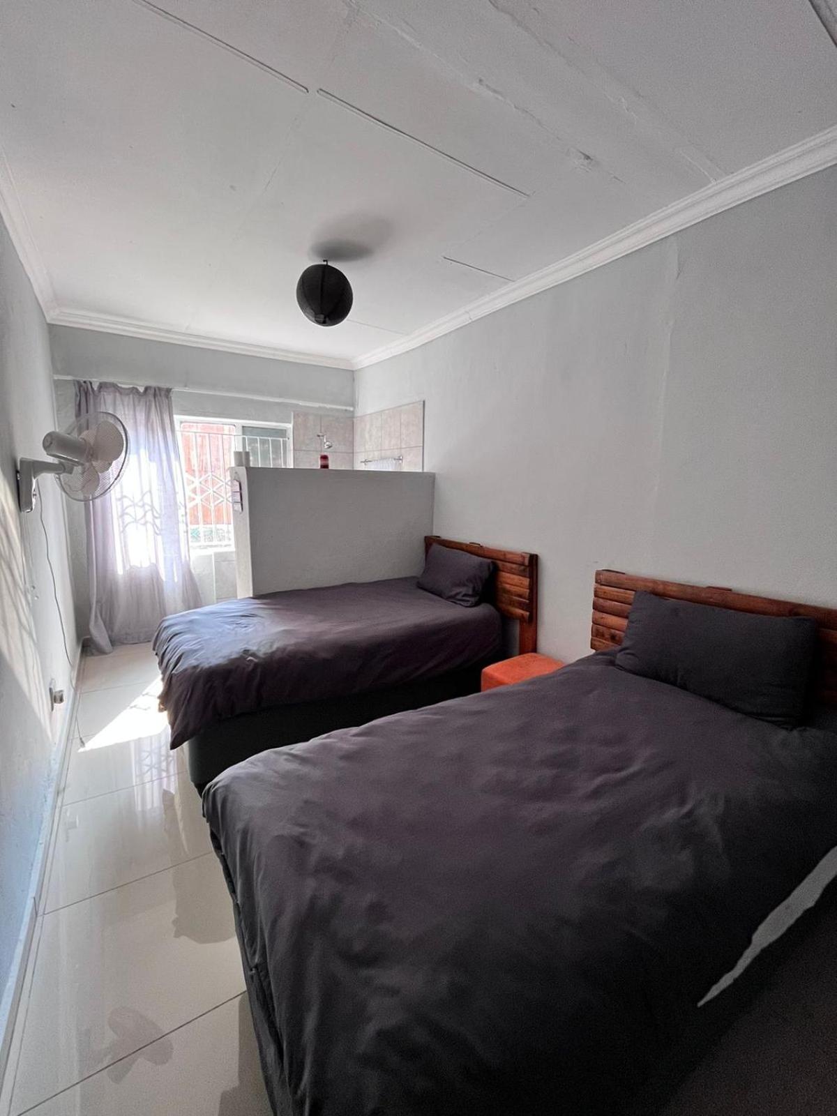 Budget Twin Room photo 1