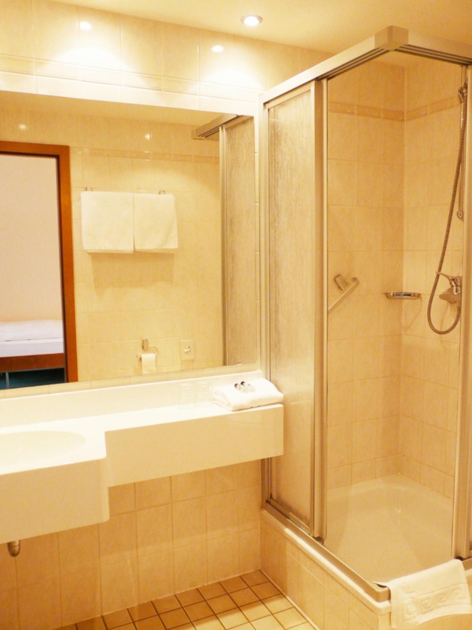 Triple Room - Photo 6