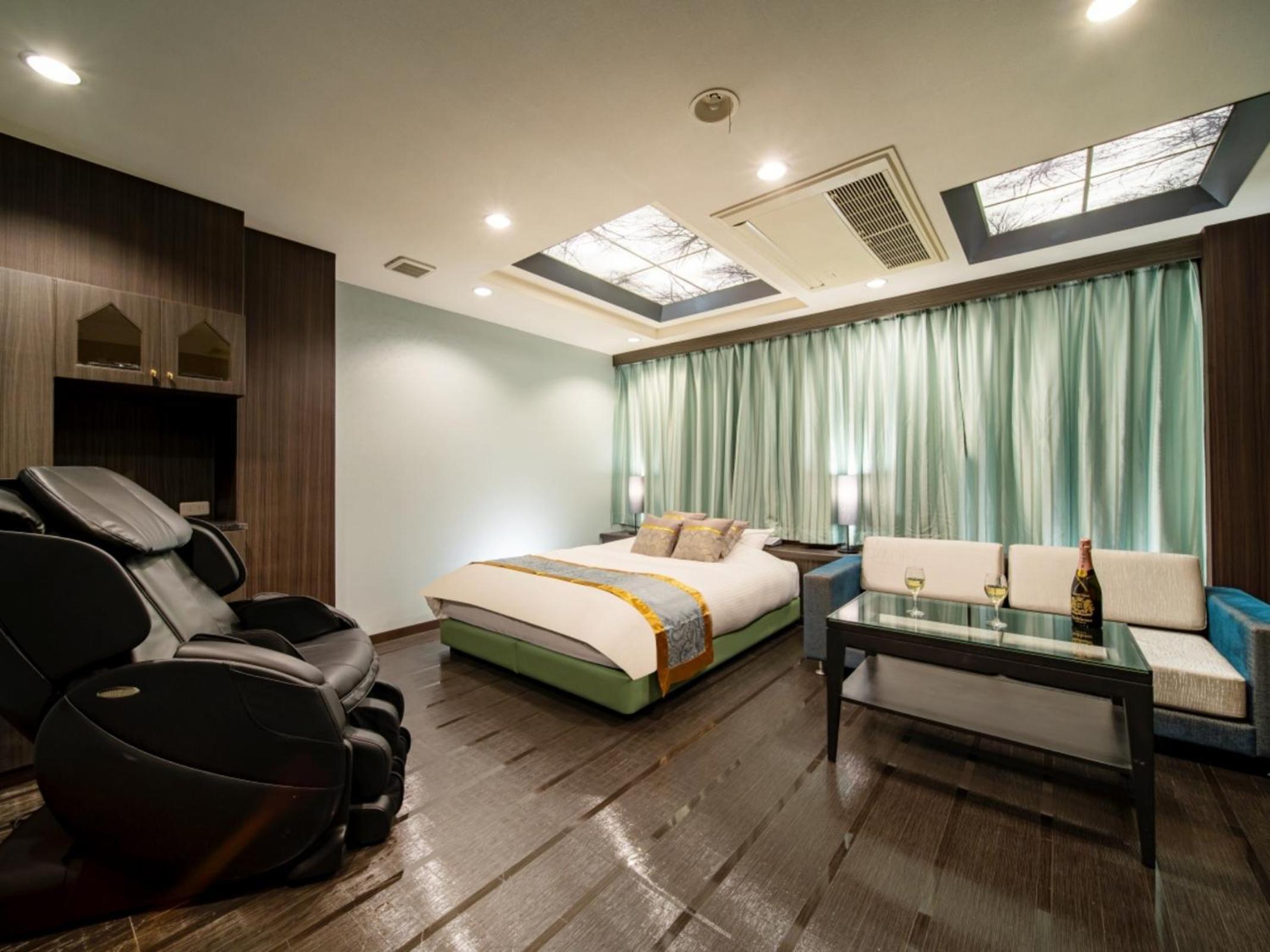 Deluxe Double Room photo 3