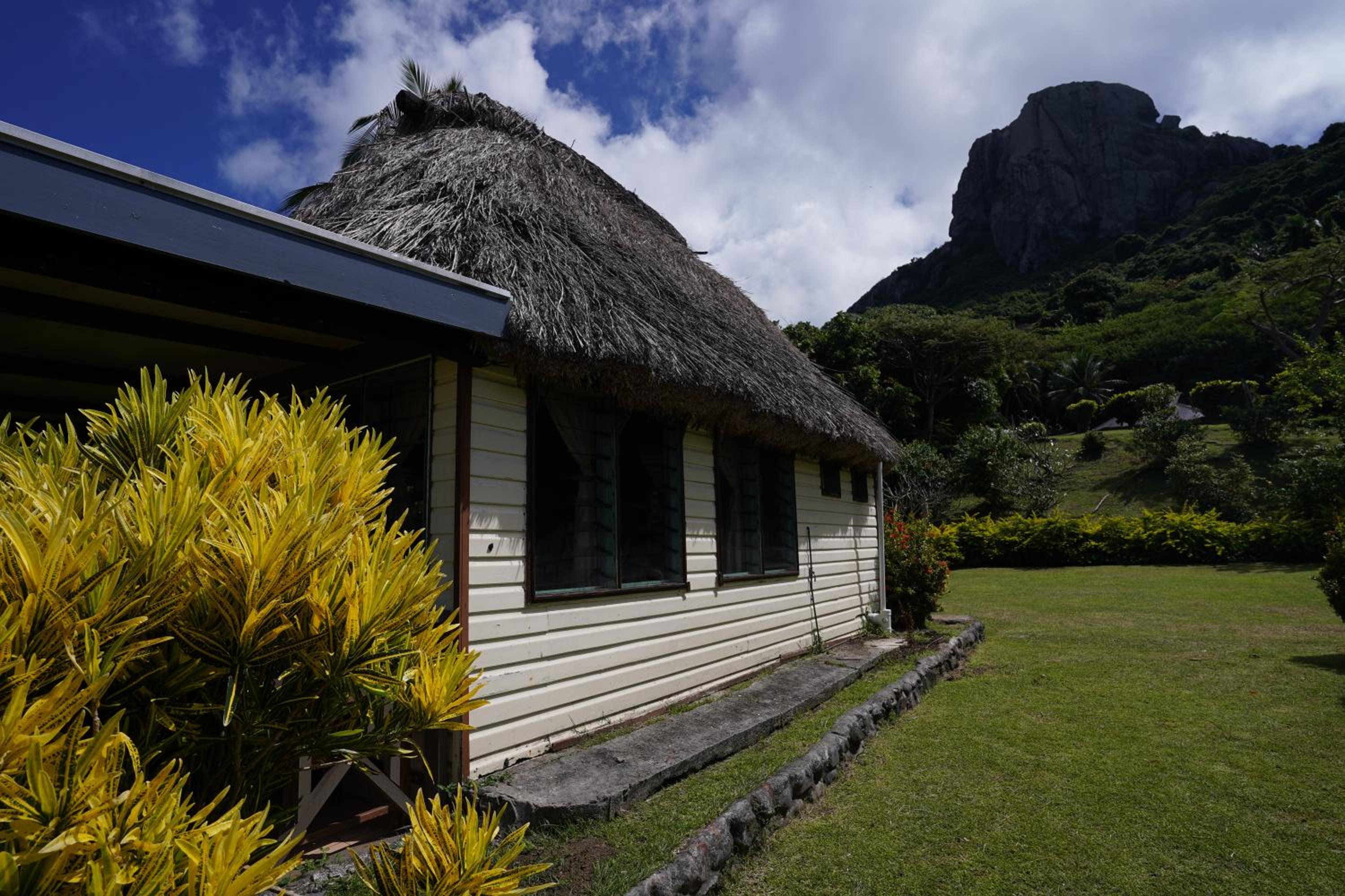 Bungalow photo 2