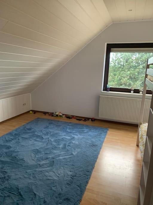 Three-Bedroom Apartment photo 3