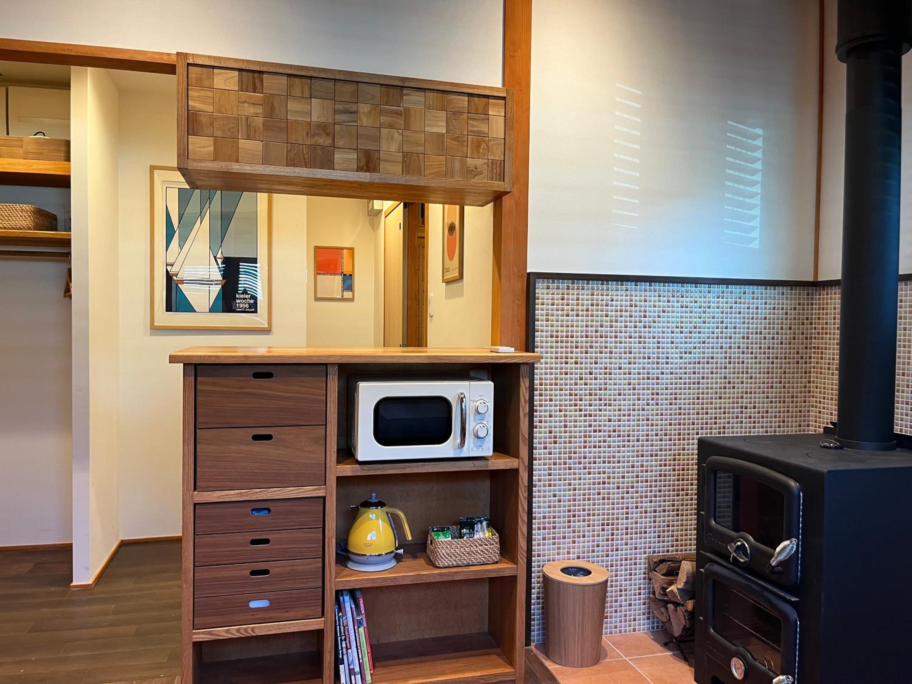 Family Room with Sauna - Photo 7