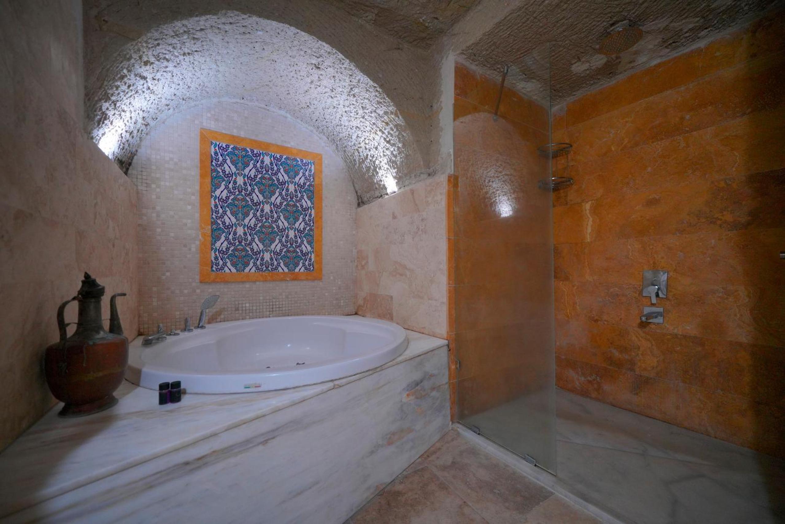 Sultan Cave Suite - Photo 26