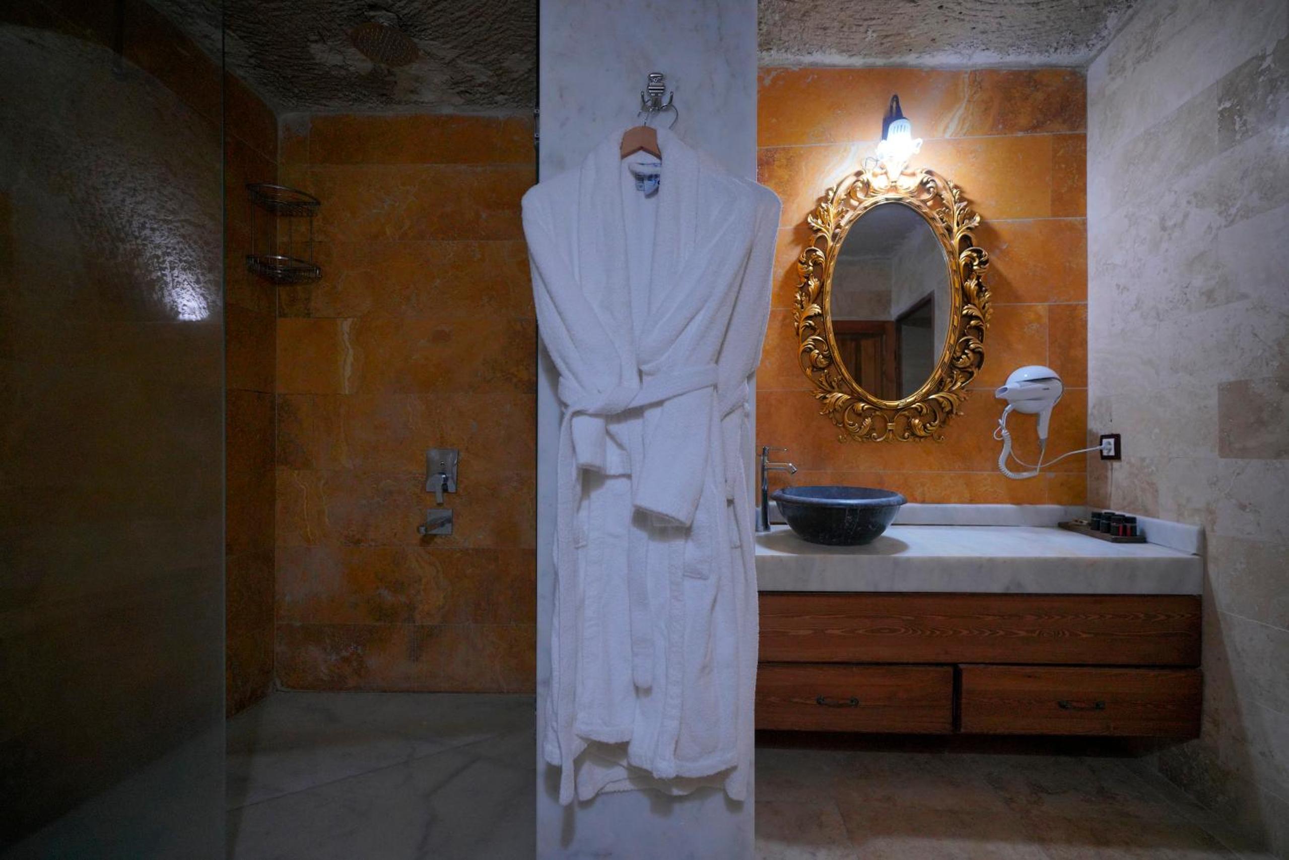 Sultan Cave Suite - Photo 24